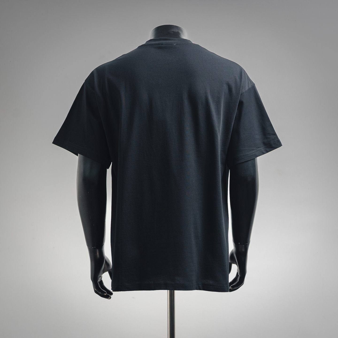 CD velvet letter t-shirt