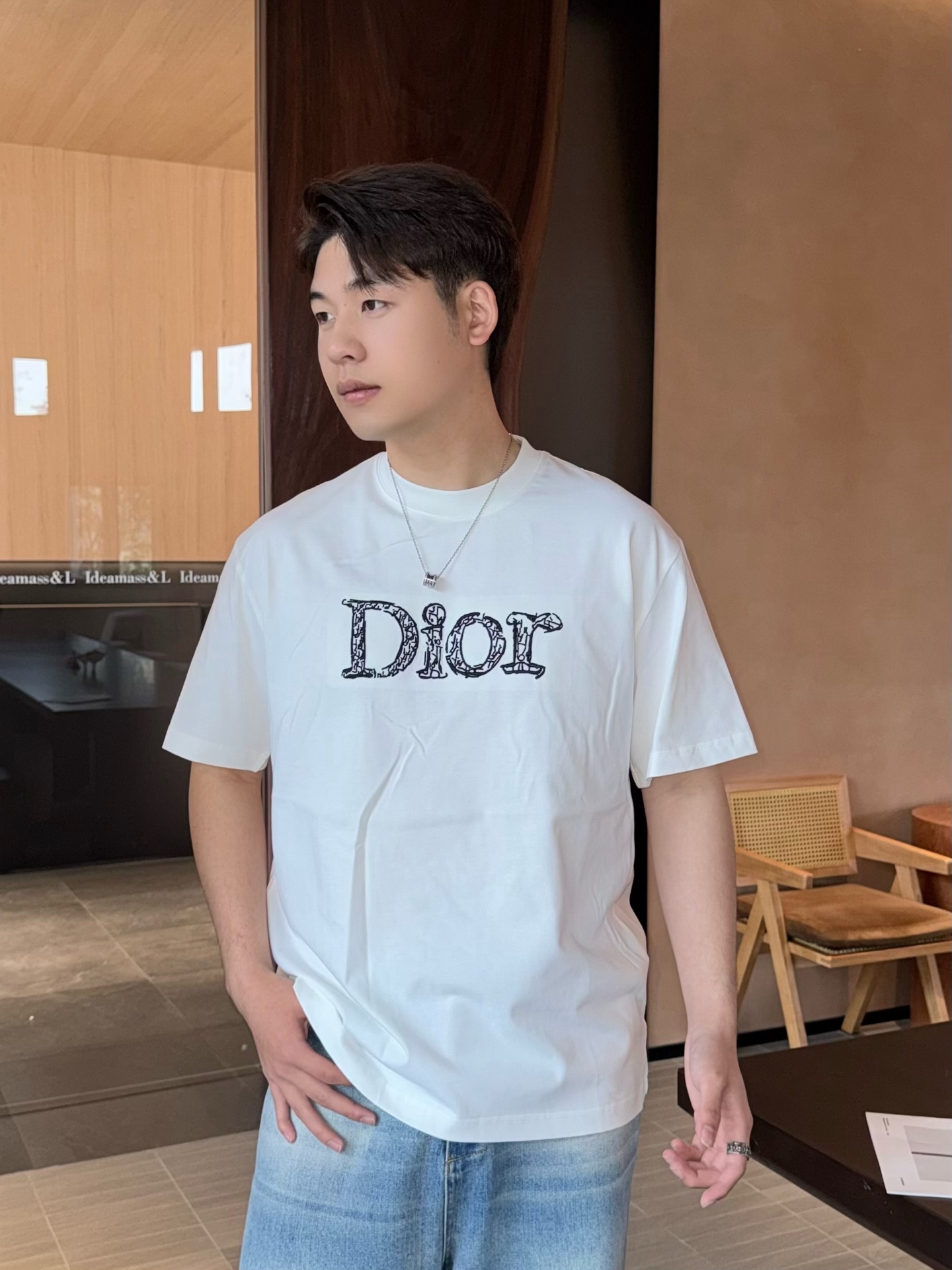 CD letter embroidered t-shirt