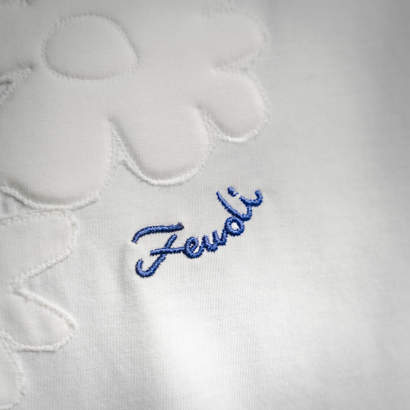 Fend applique t-shirt