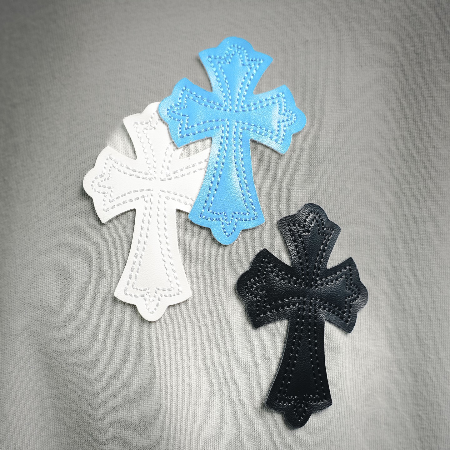 Chrome cross patch t-shirt