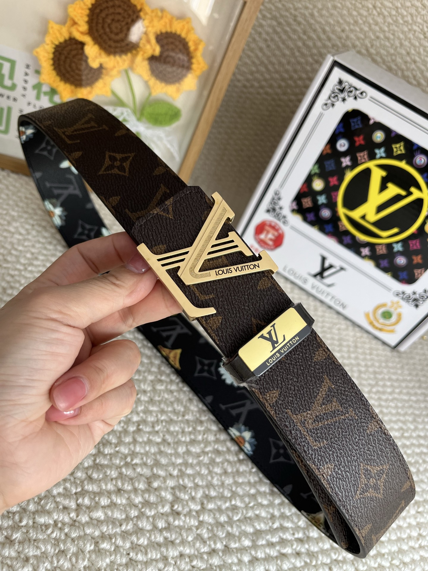 Louis cowhide belt