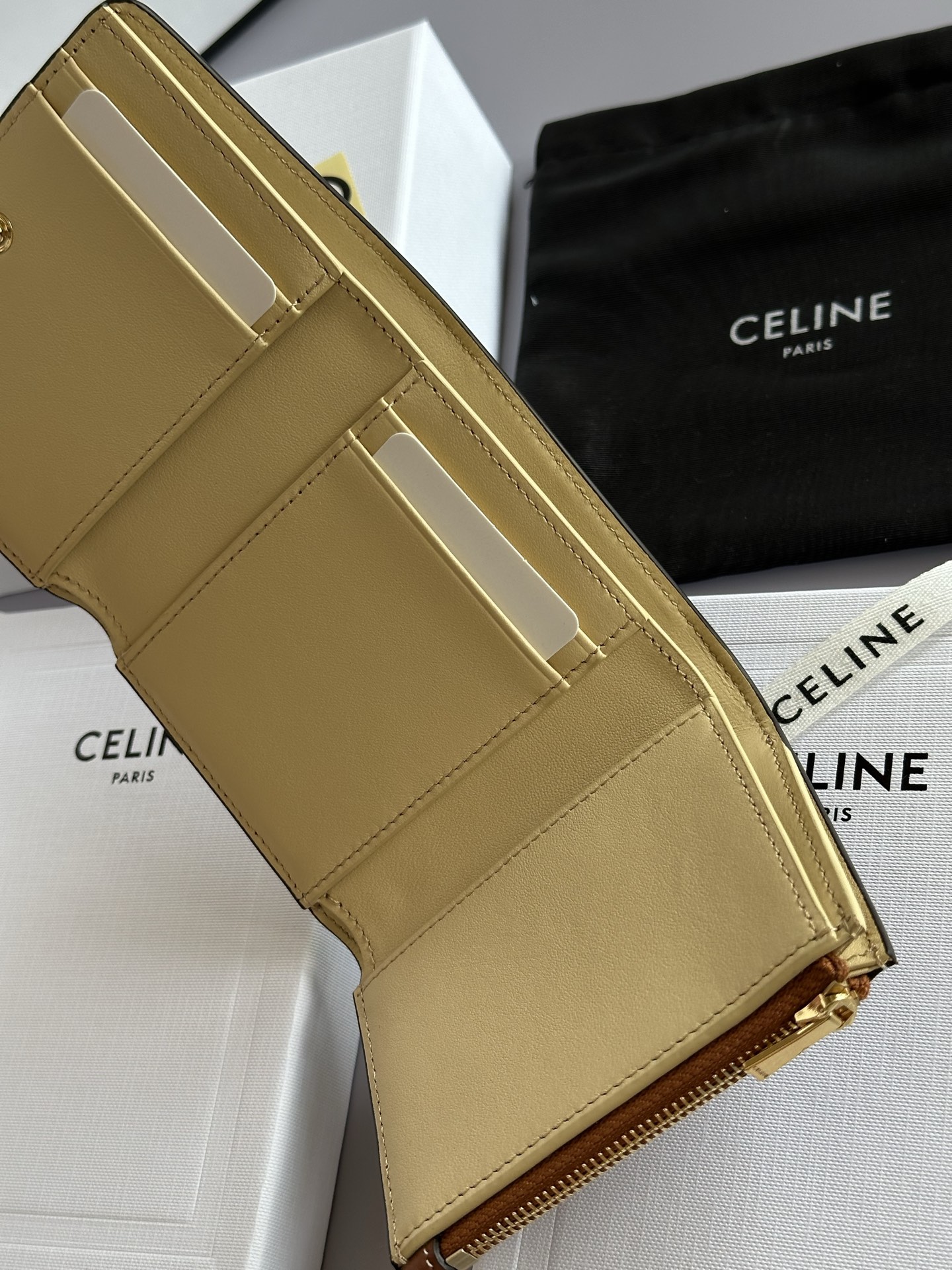 Cel wallet