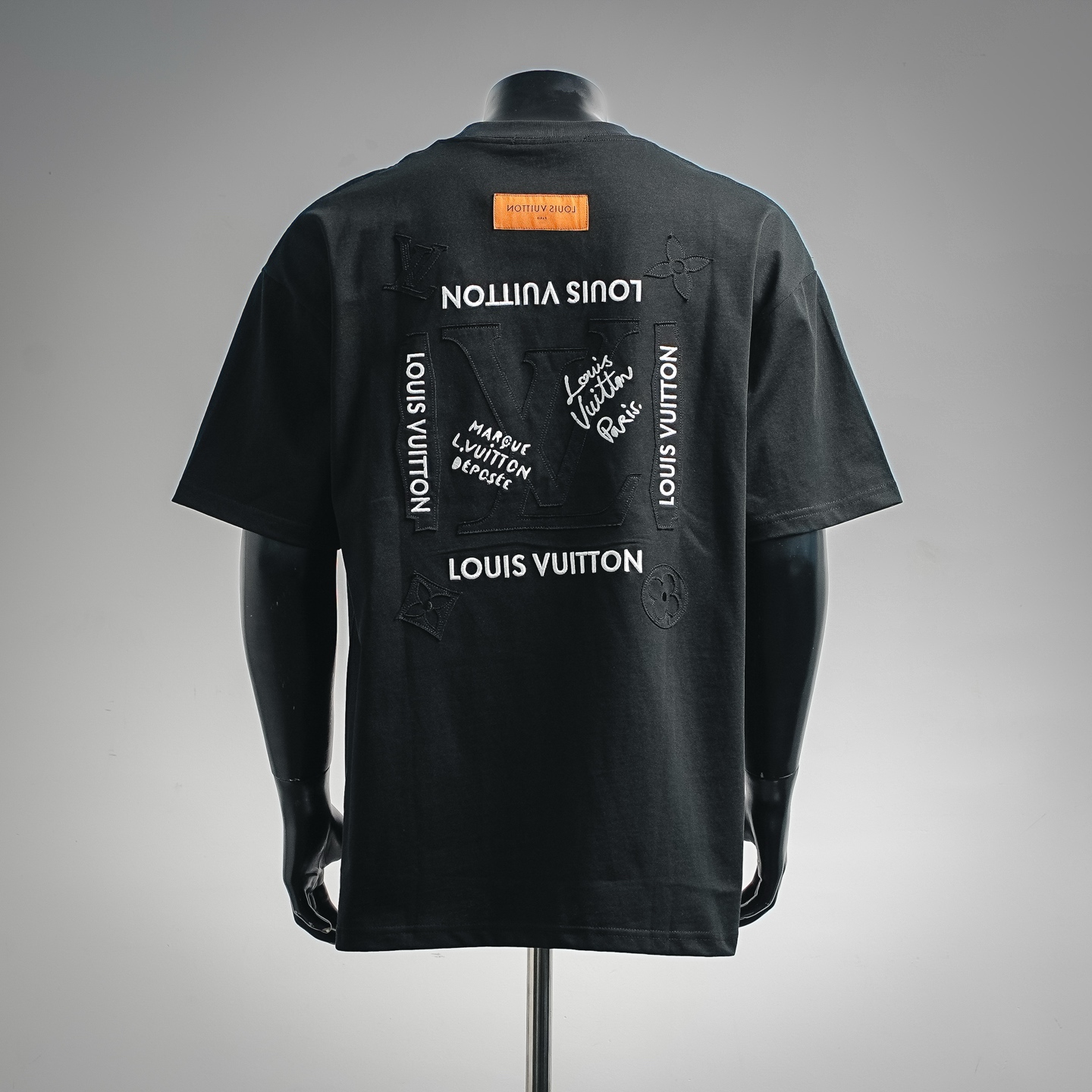 Louis letter applique t-shirt
