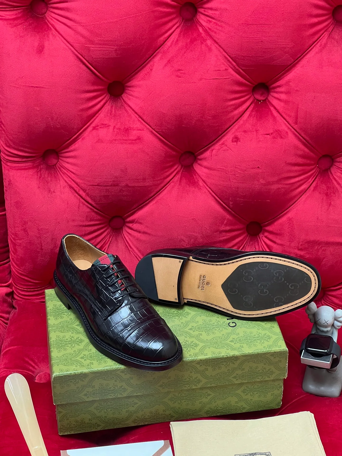 Guc leather shoes