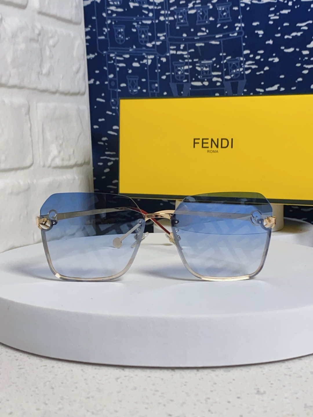 Fend sunglasses