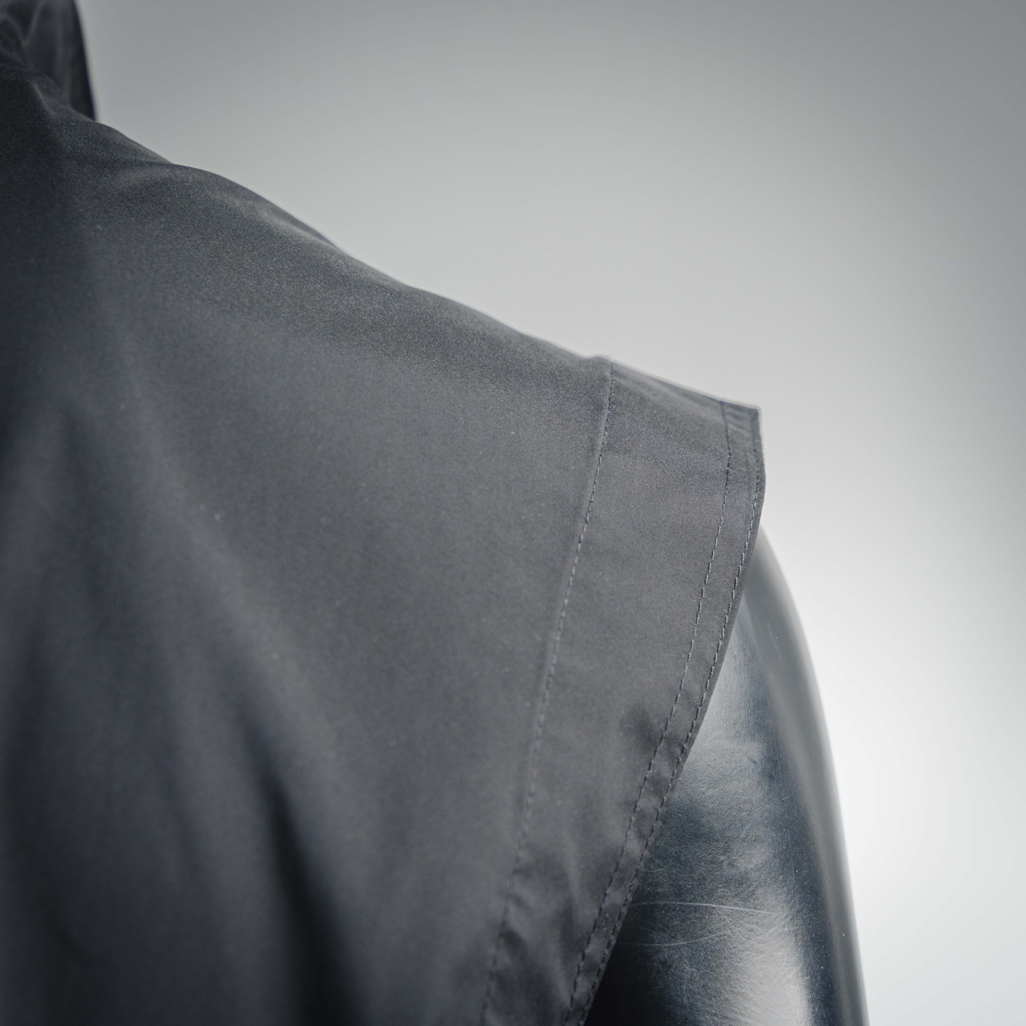 Mon collar vest