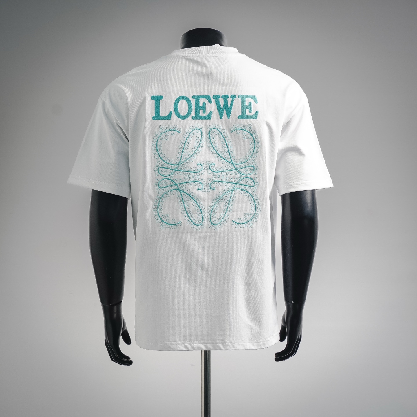 Loe embroidery t-shirt