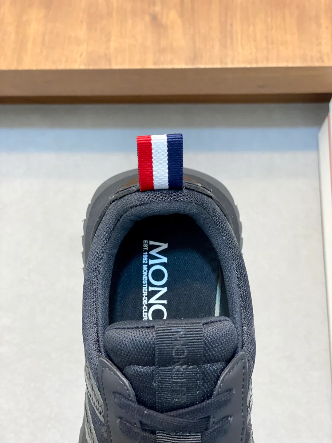 Mon retro sneakers