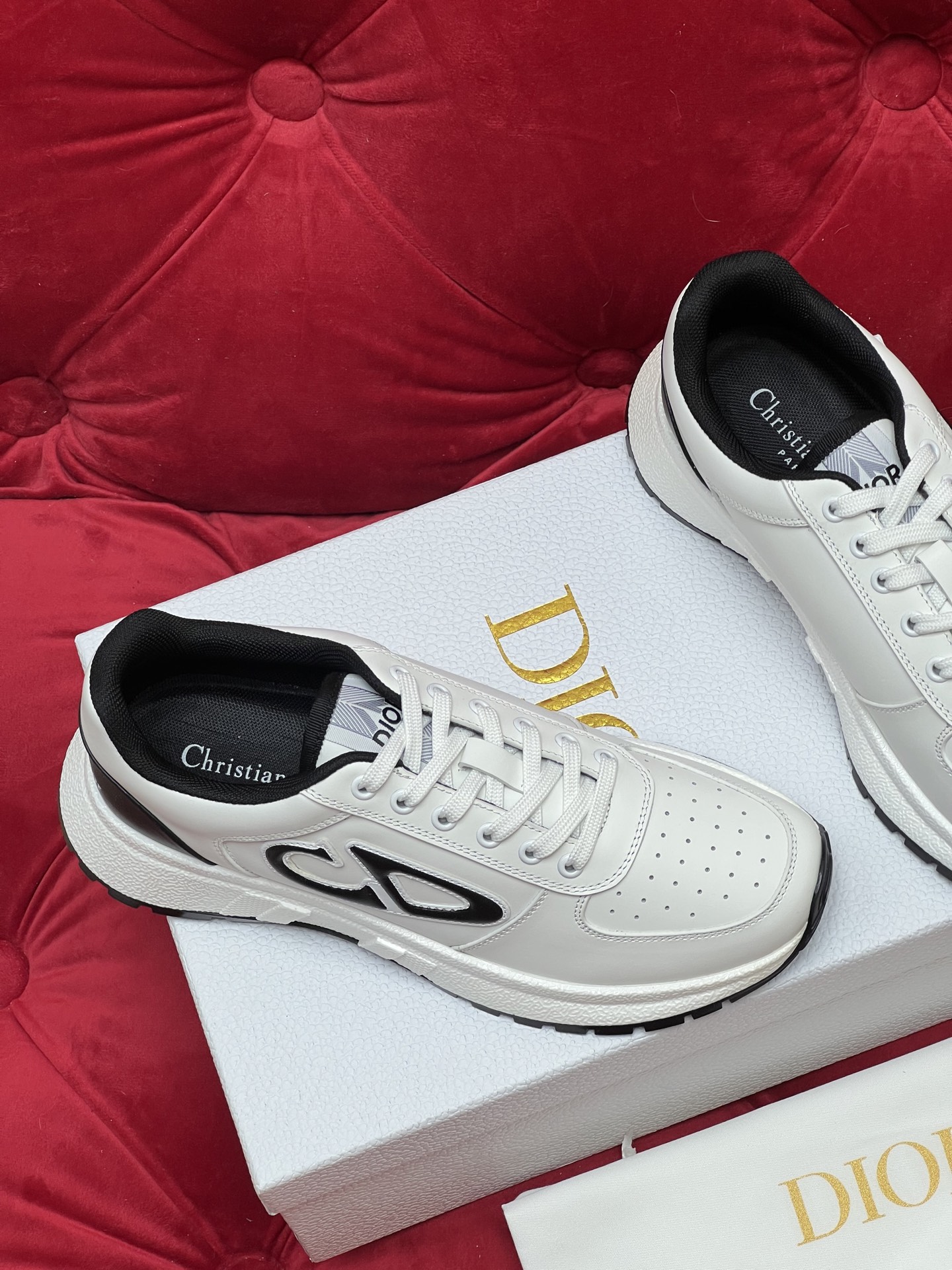 CD casual sneakers