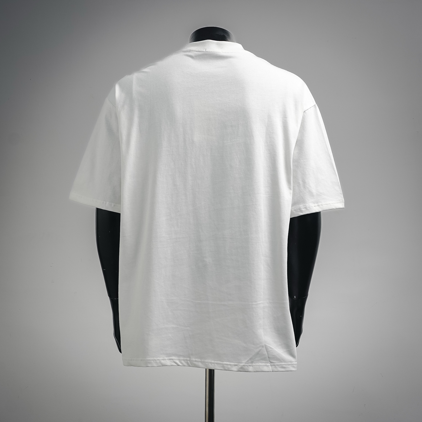 Bur plaid badge t-shirt
