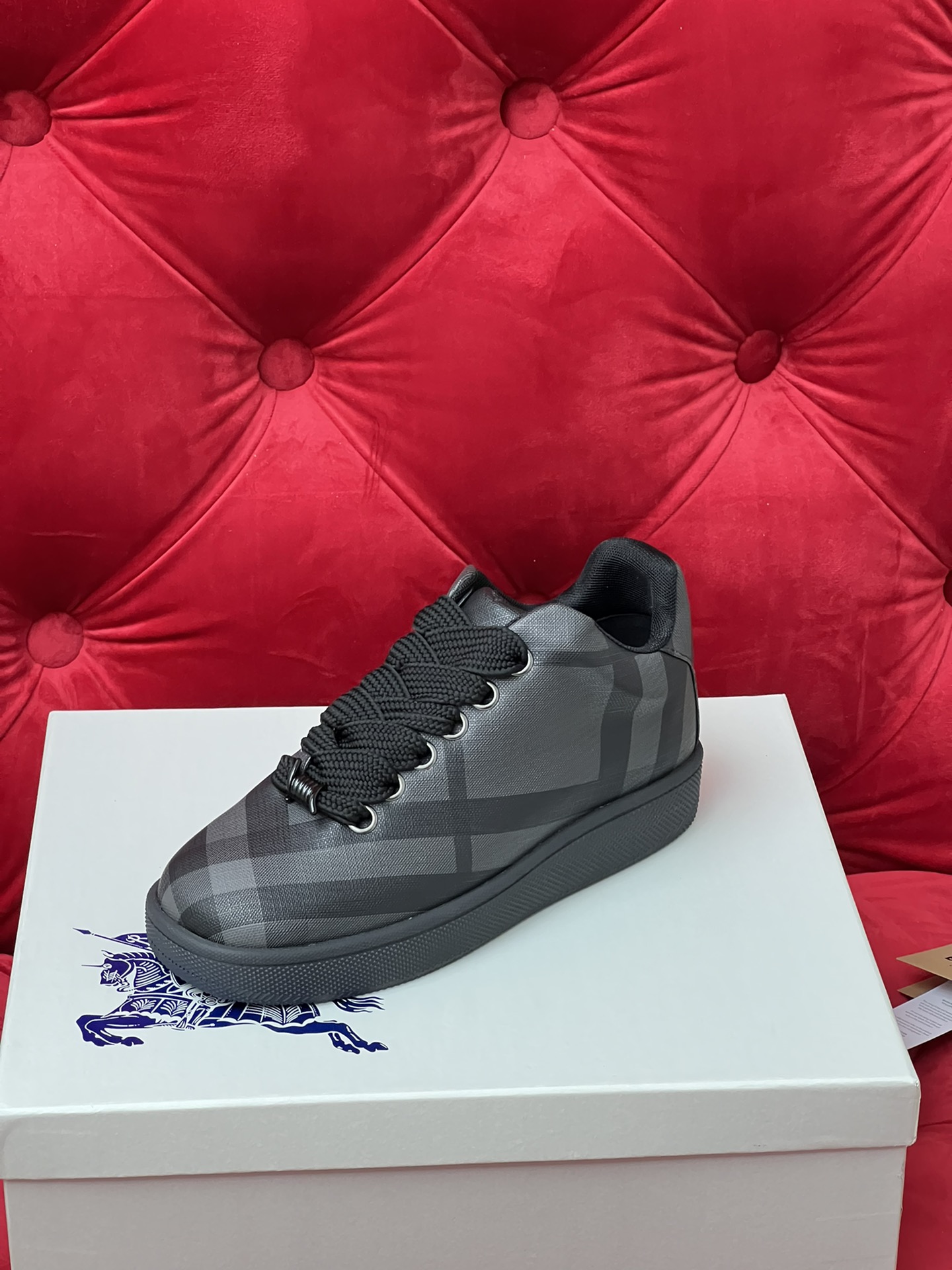 Bur casual sneakers