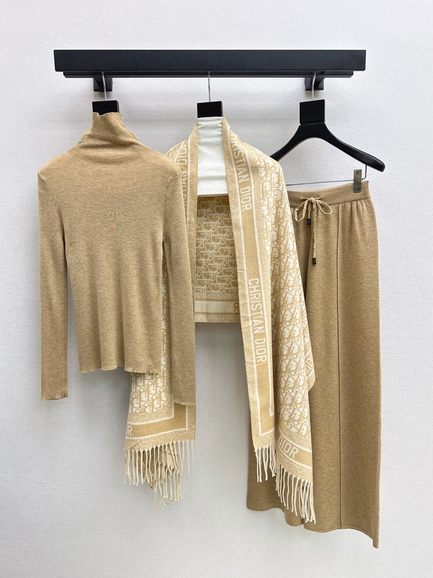 CD 26fw knit shawls basic tee pants sets