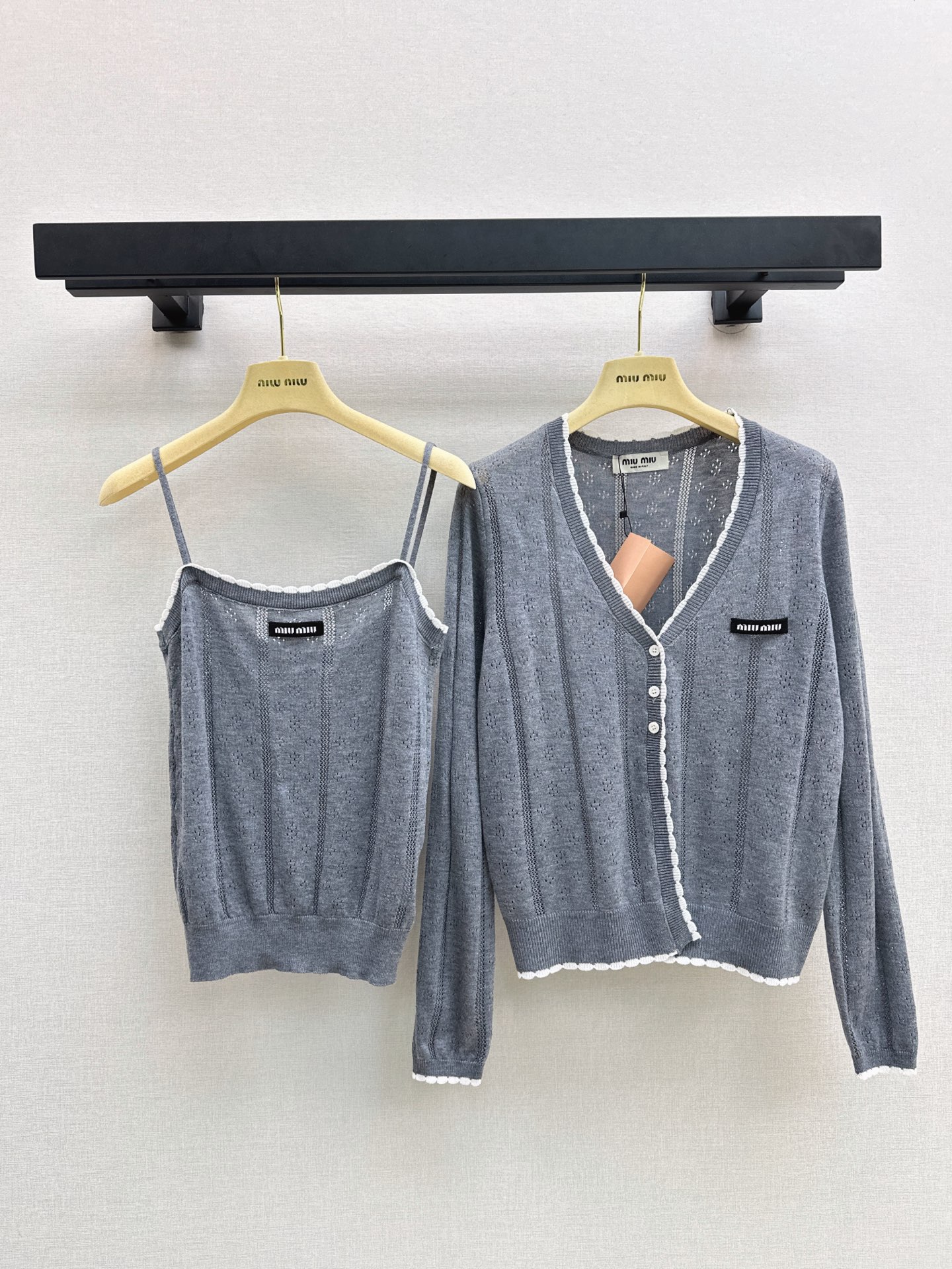 Miu 26fw lace-tirm knit camisole cardigan sets