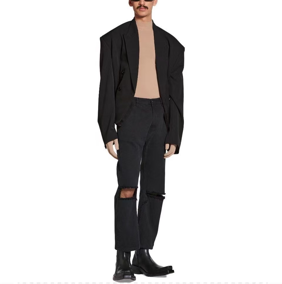 Balen ripped jeans