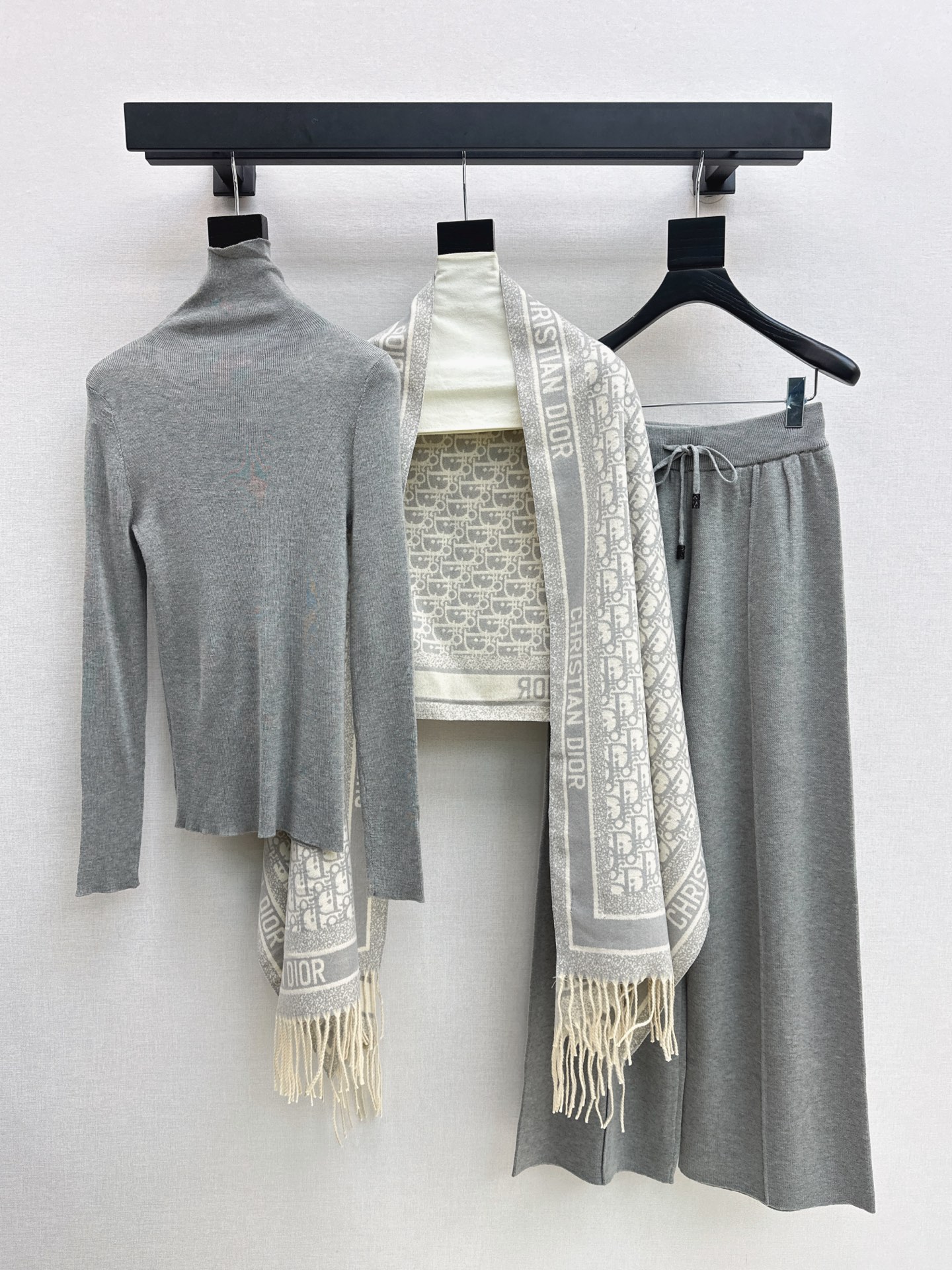 CD 26fw knit shawls basic tee pants sets