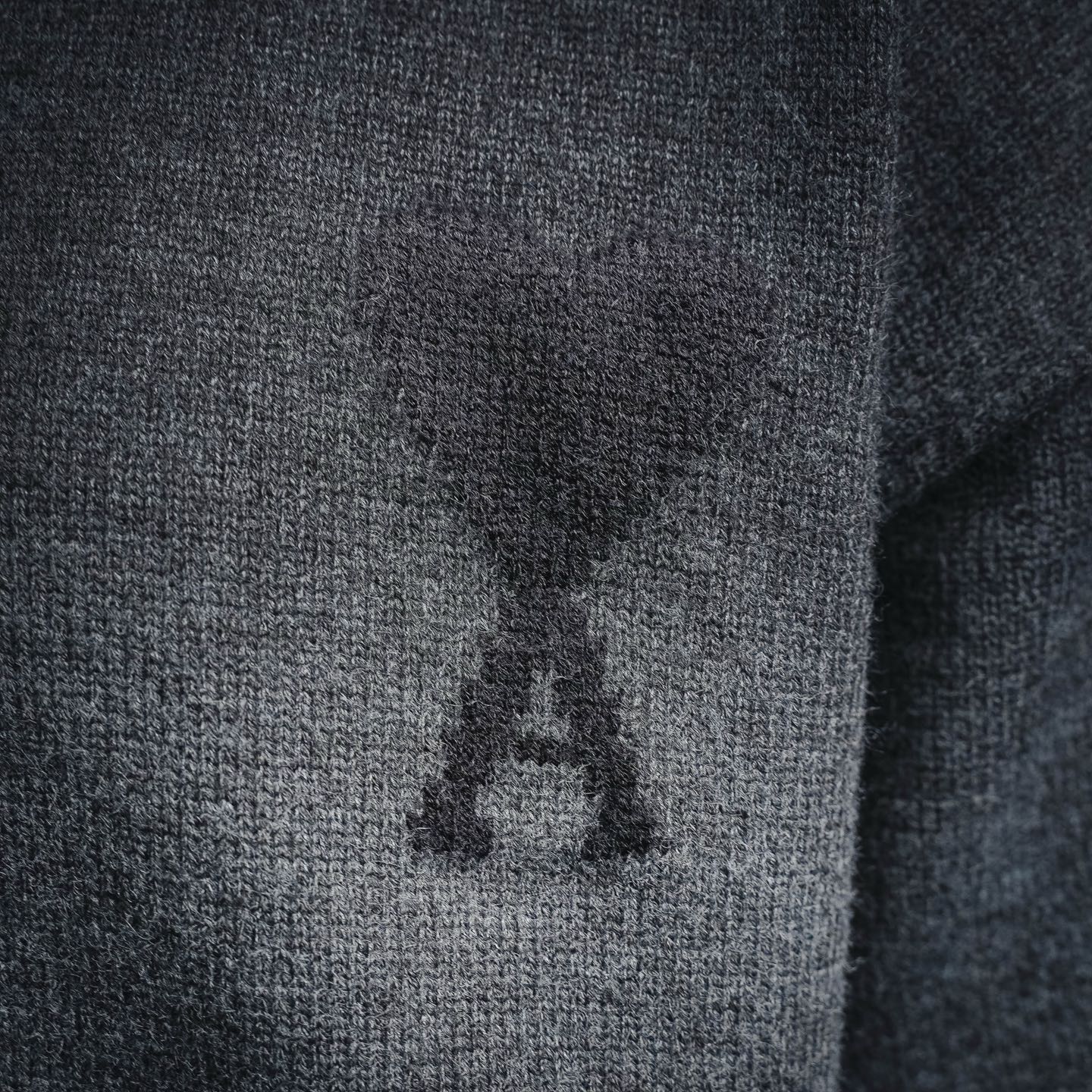Ami relaxed sweater
