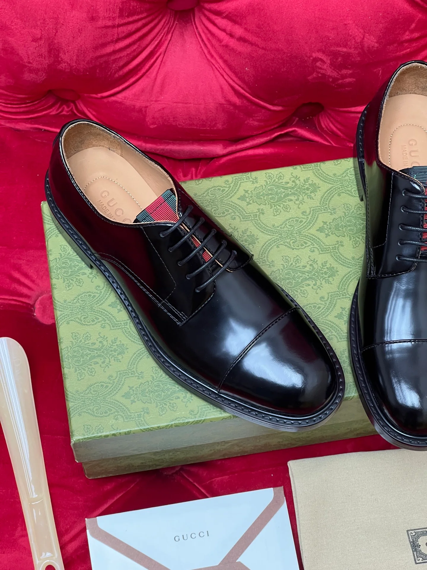 Guc leather shoes