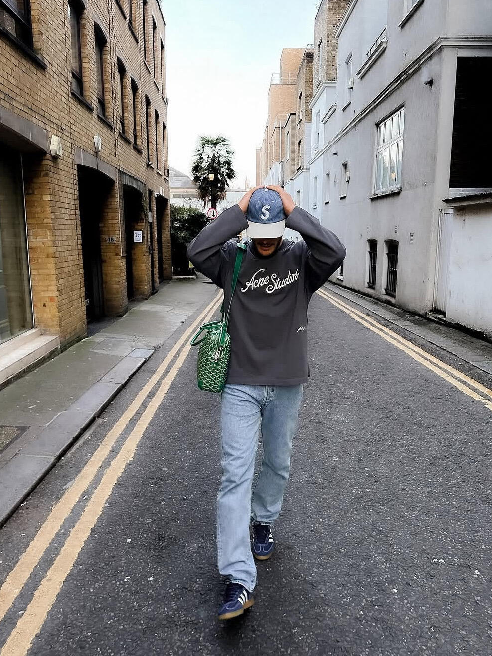 Acen embroidered sweatshirt