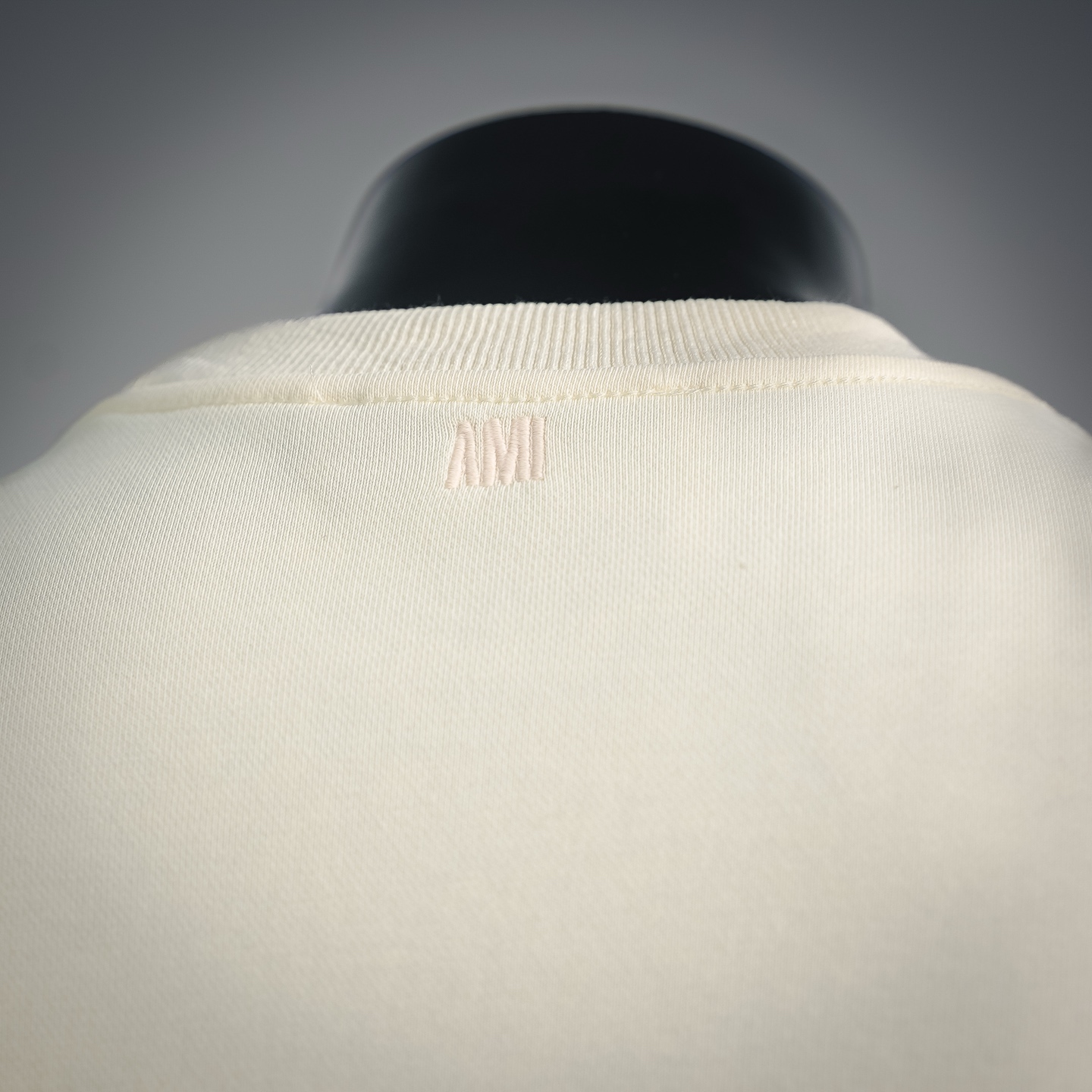 Ami embroidered sweatshirt