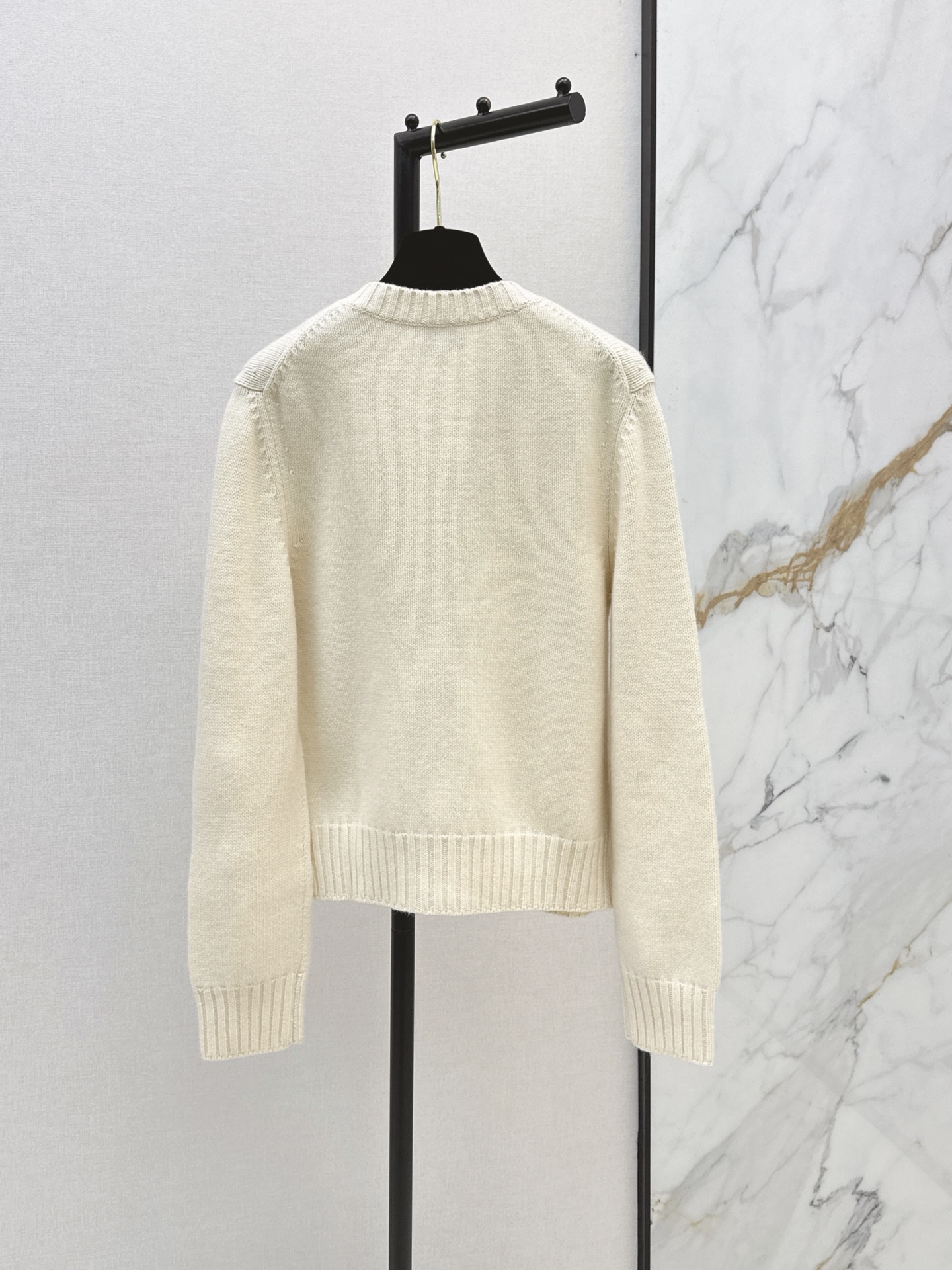 Chan 26ss cashmere knit cardigan