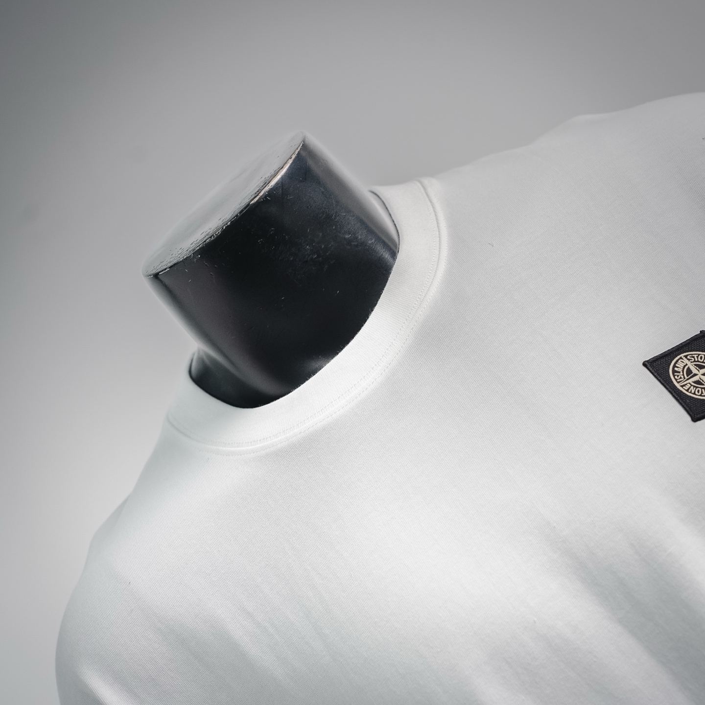 Stone embroidered t-shirt