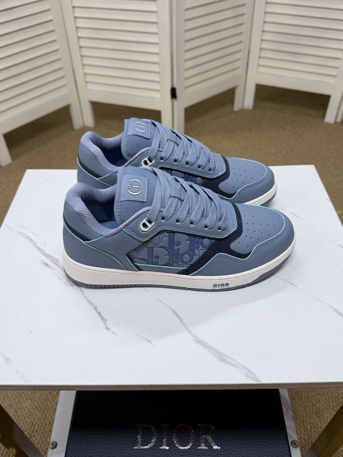 CD sneaker