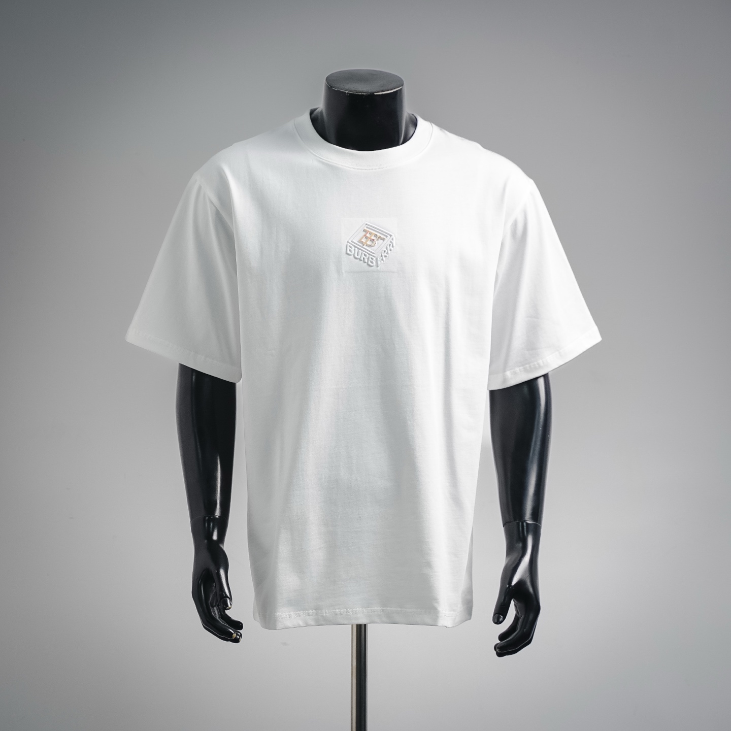 Bur embossed t-shirt
