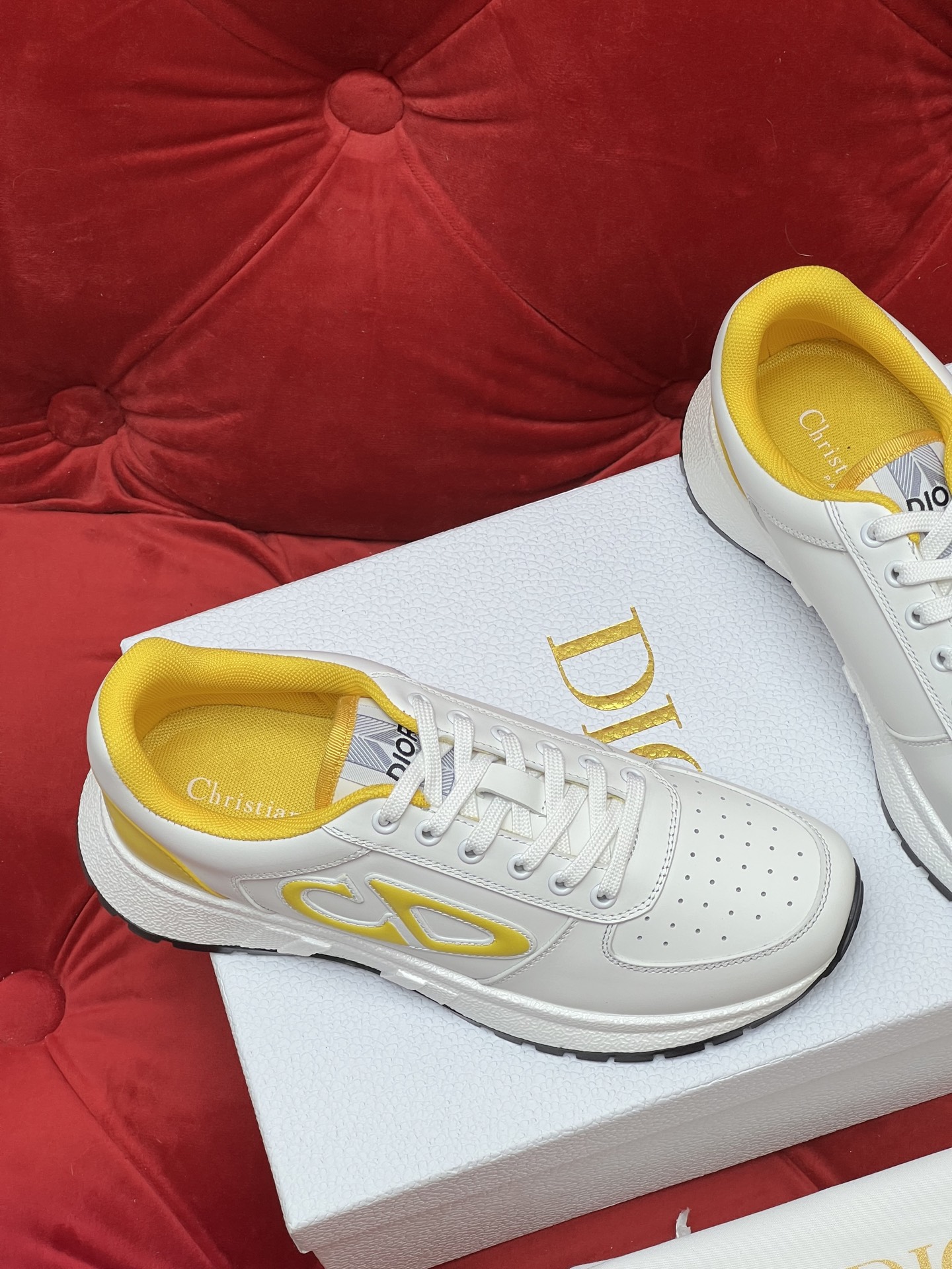 CD casual sneakers