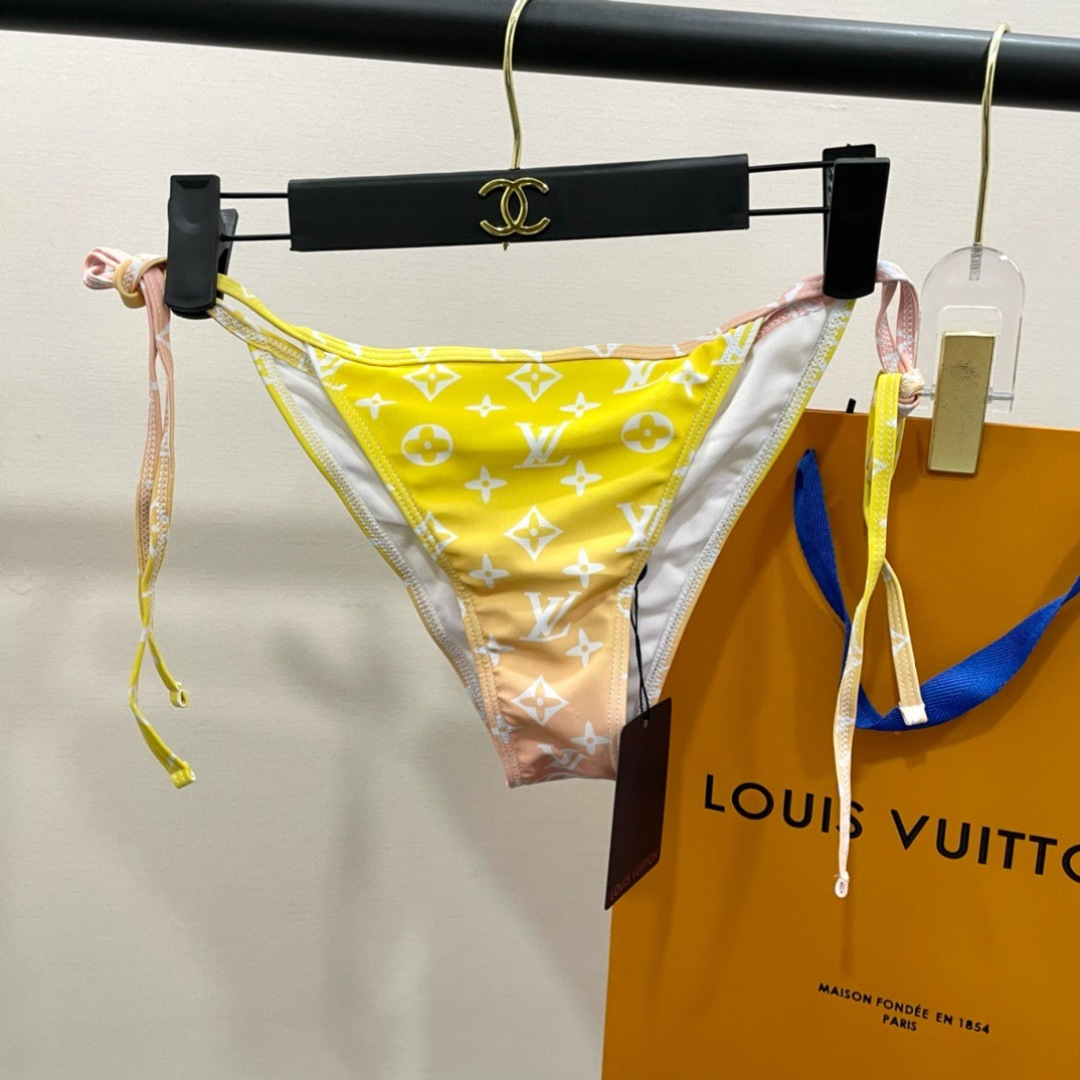 Loui bikini set& mesh skirt