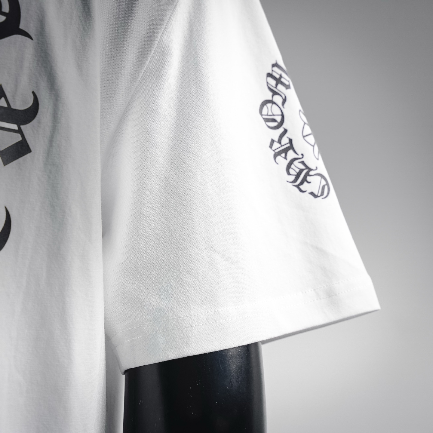 Chrome cross-pint t-shirt