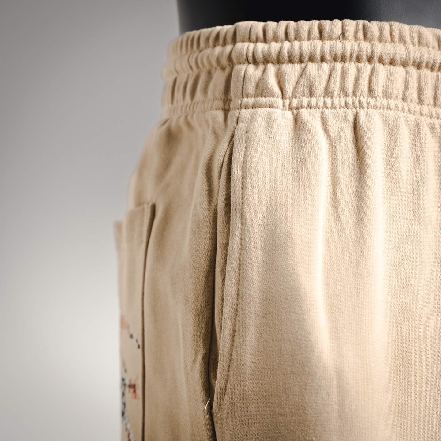 Bur embroidered pants
