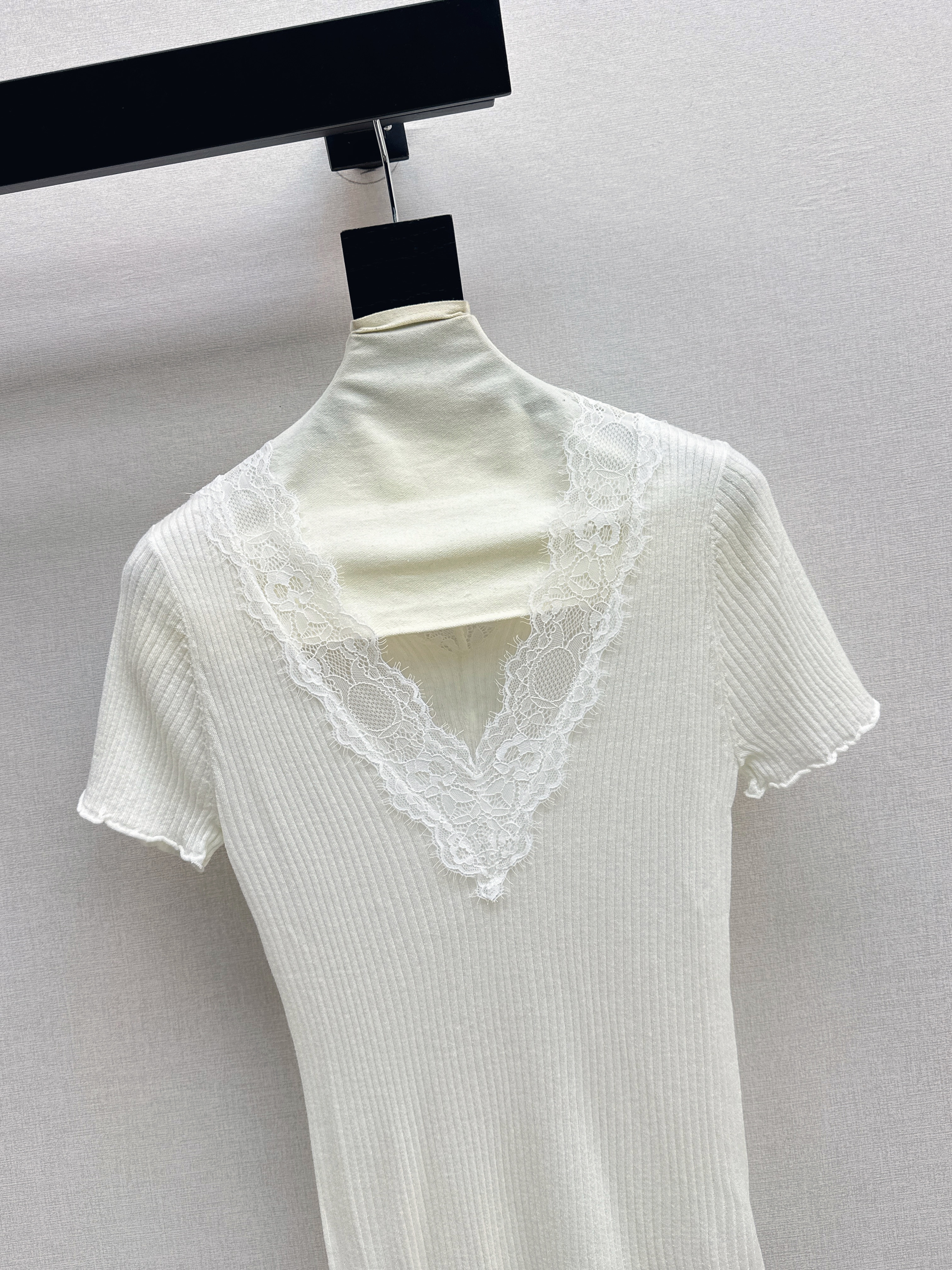 ES 26ss contract lace knitwear