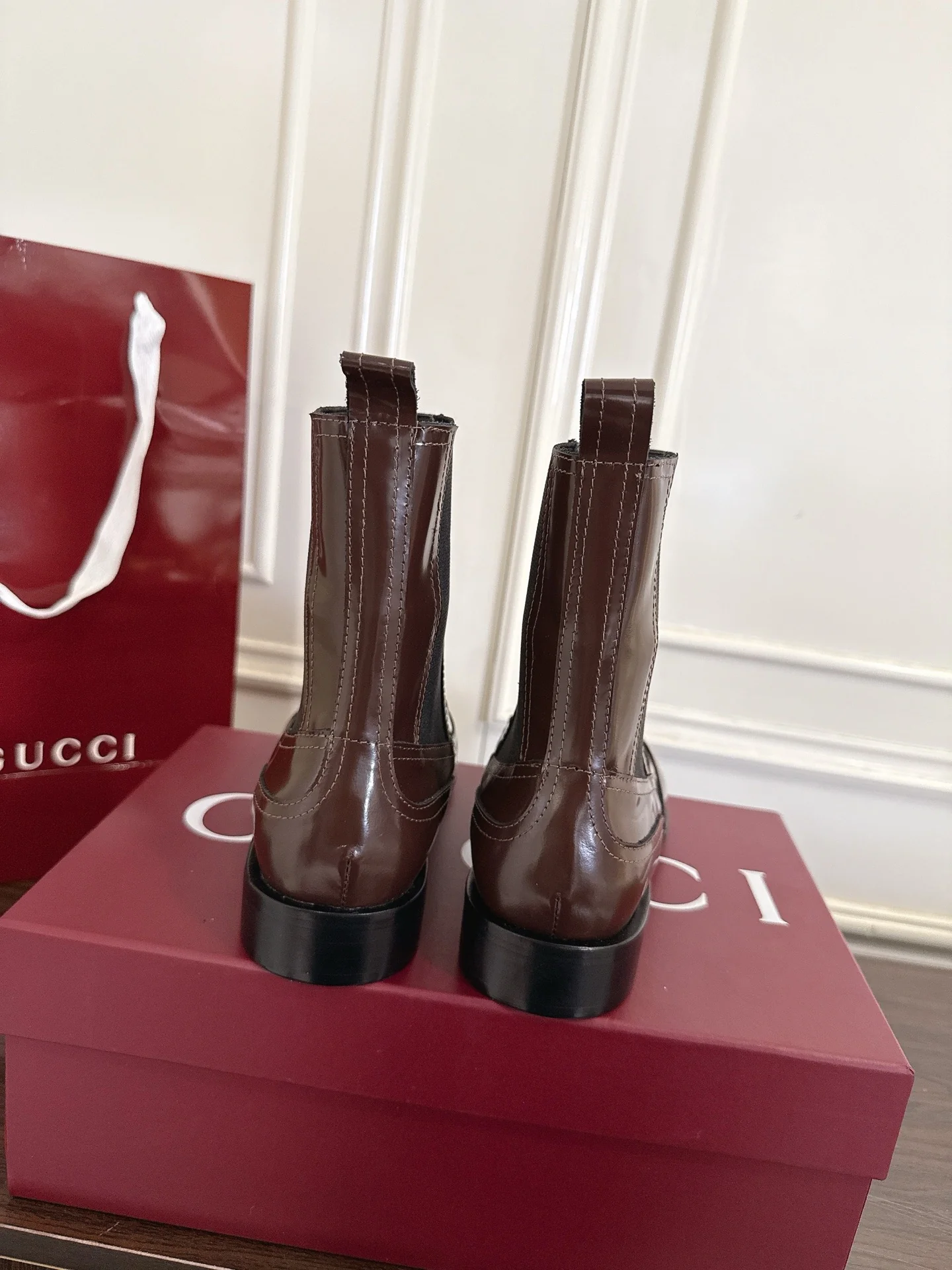 Gucc 25fw combat boots