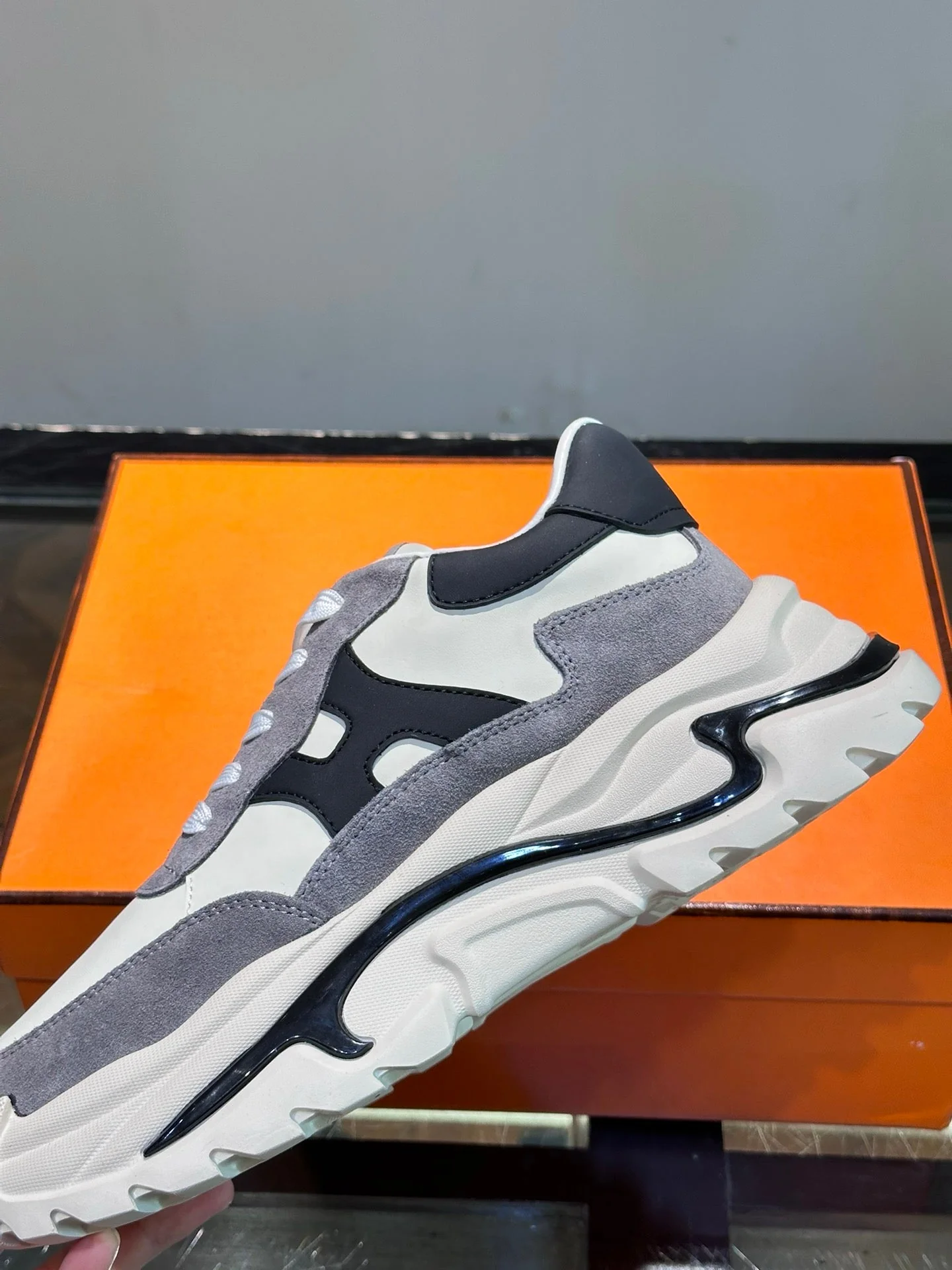 Herm hugo sneakers
