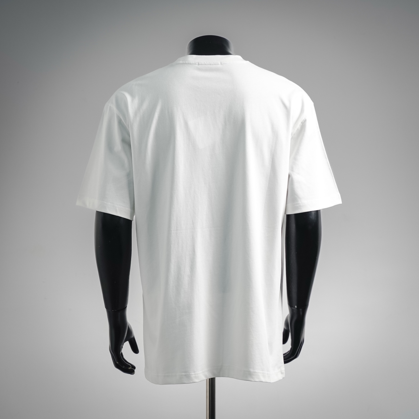Loe patch letter t-shirt