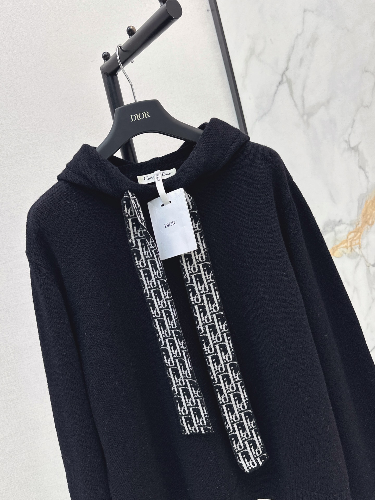CD 26fw hooded sweater