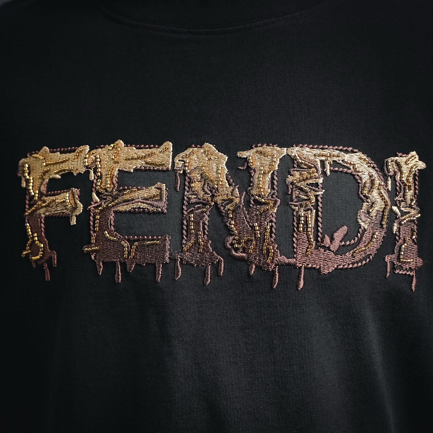 Fend letter embroidered t-shirt