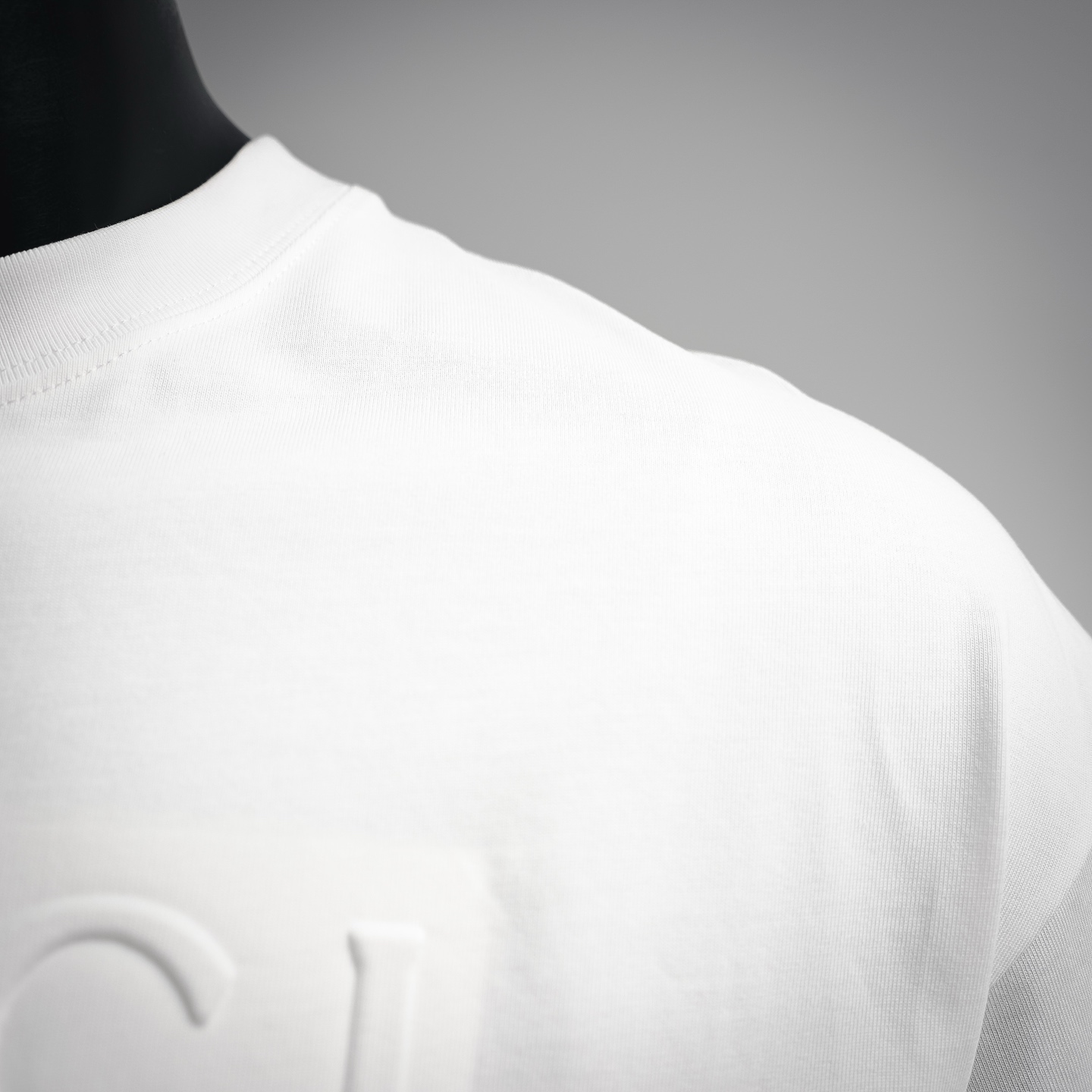 Guc emboosed t-shirt