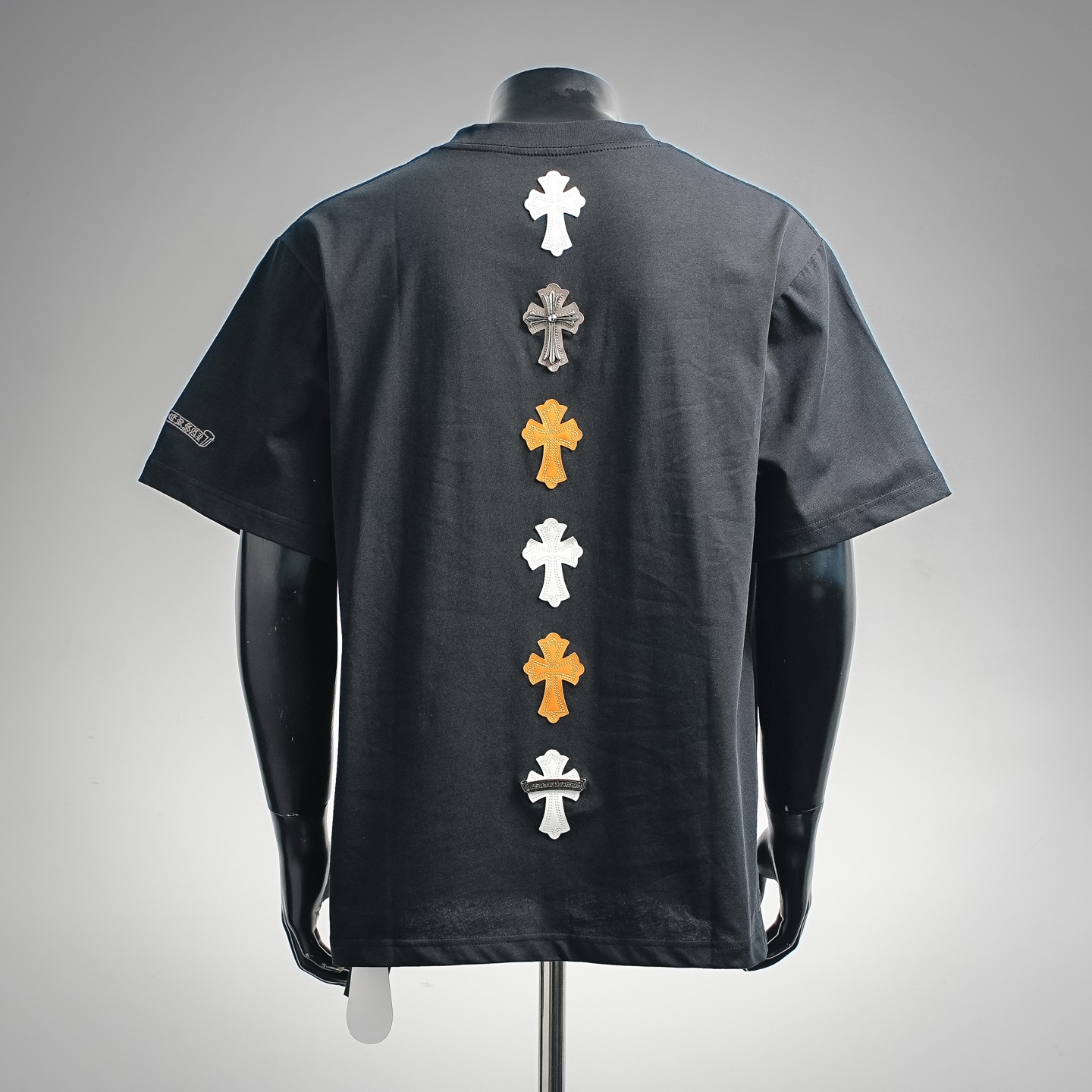 Chrome cross patch t-shirt