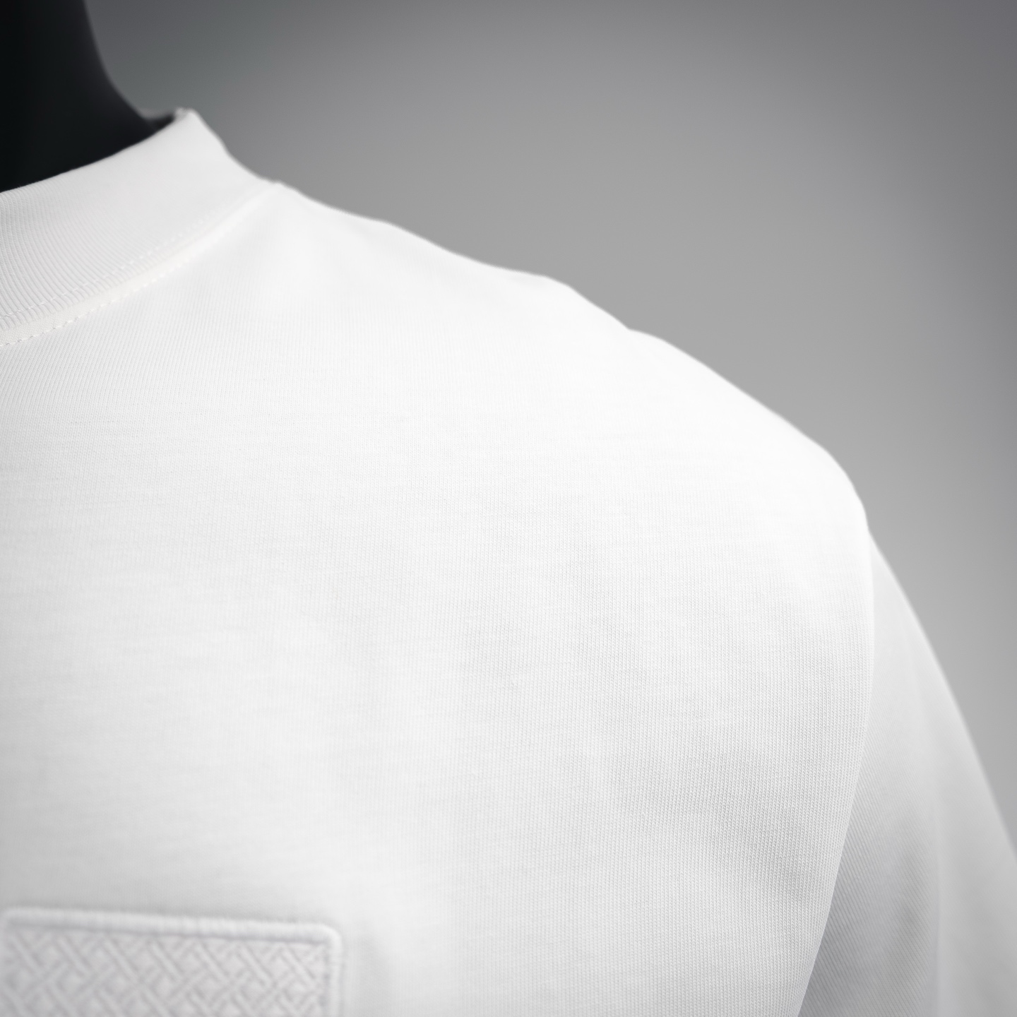 Acen letter embroidered t-shirt