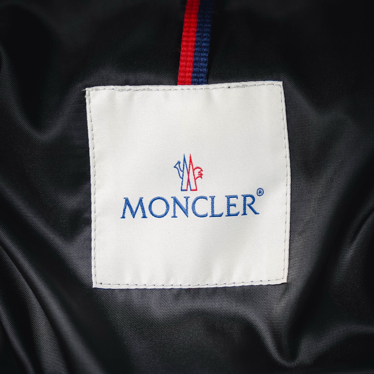 Mon waterproof hooded jacket