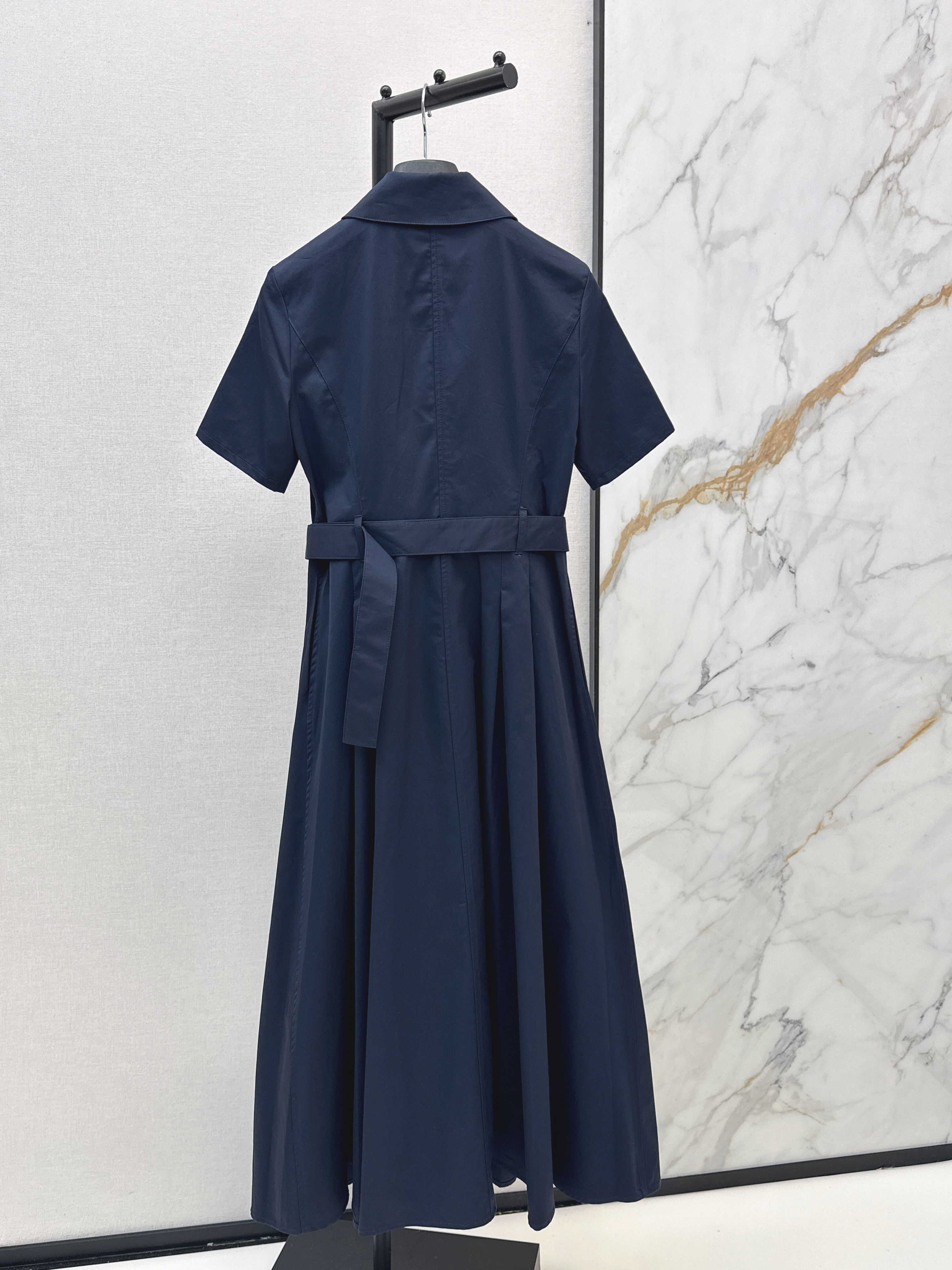 CD 26ss belted dress