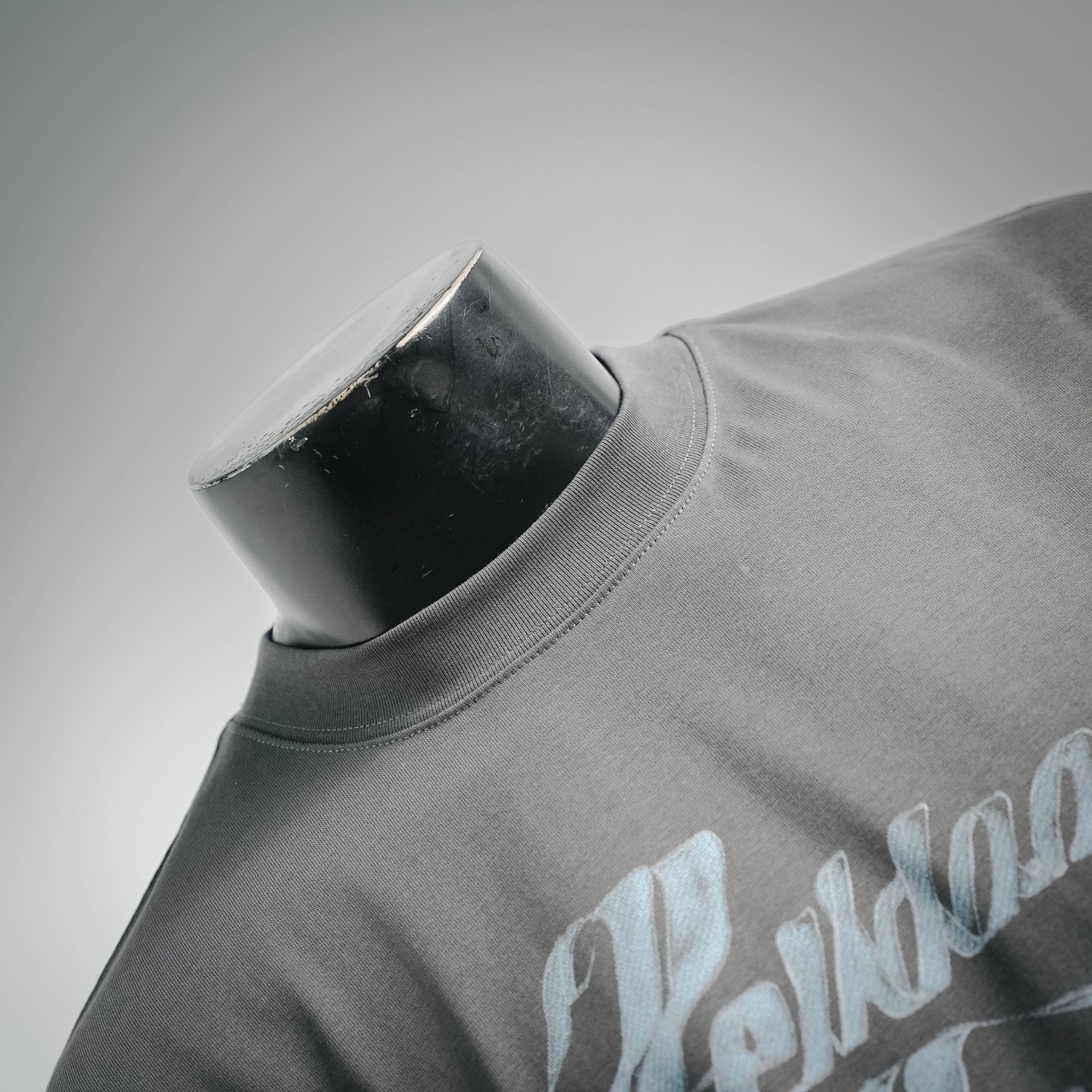 We11 distressed gradient t-shirt