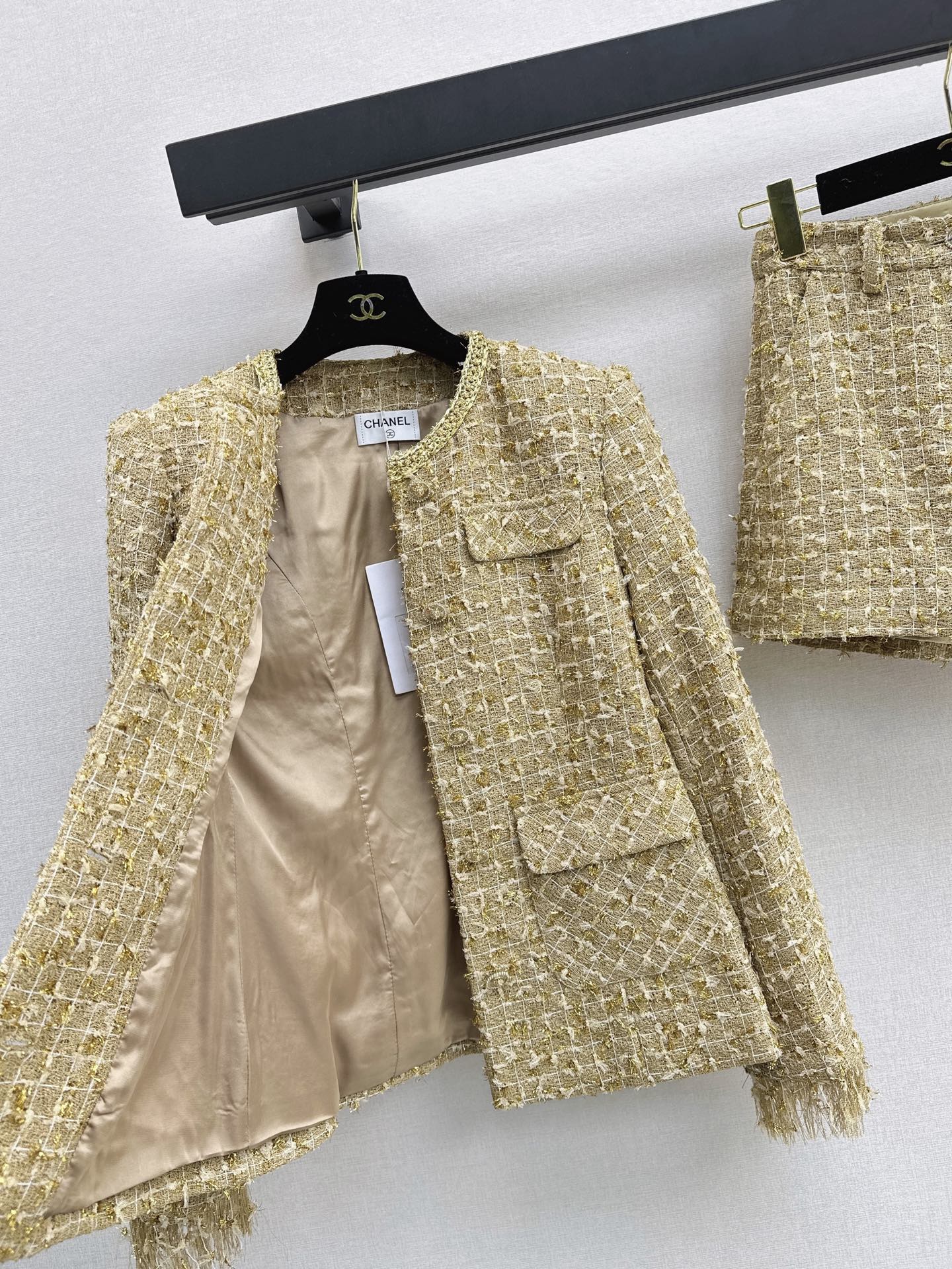 Chan 26fw tweed suit
