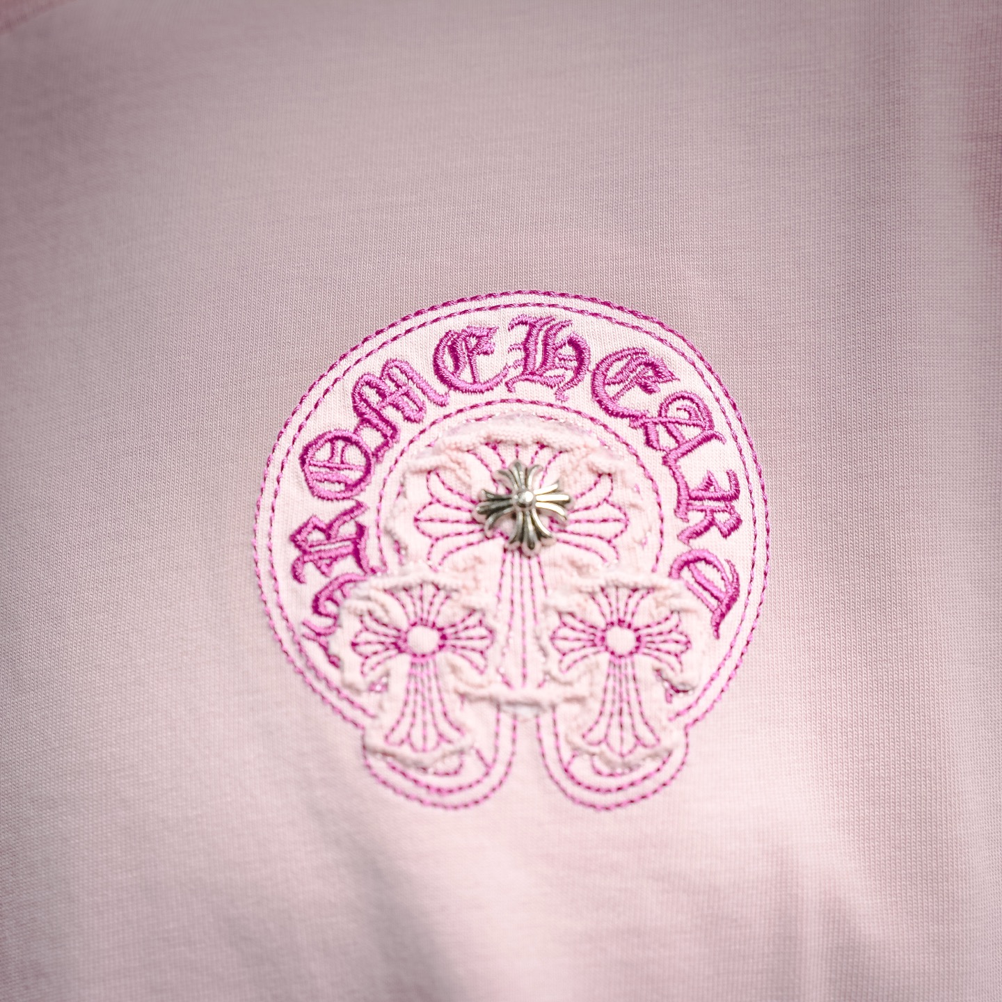 Chrome applique embroidered t-shirt