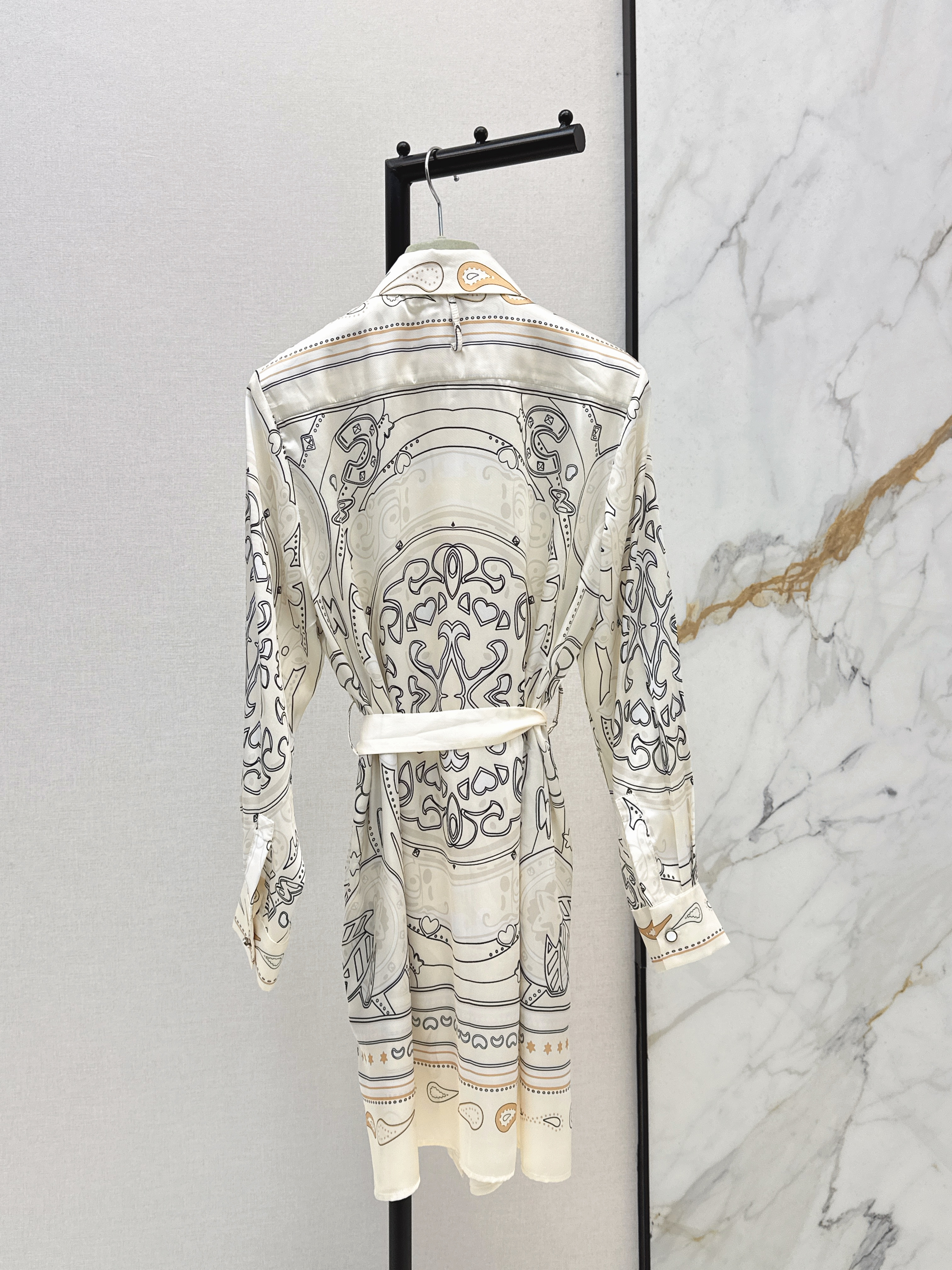 Herm 26ss print belted dress