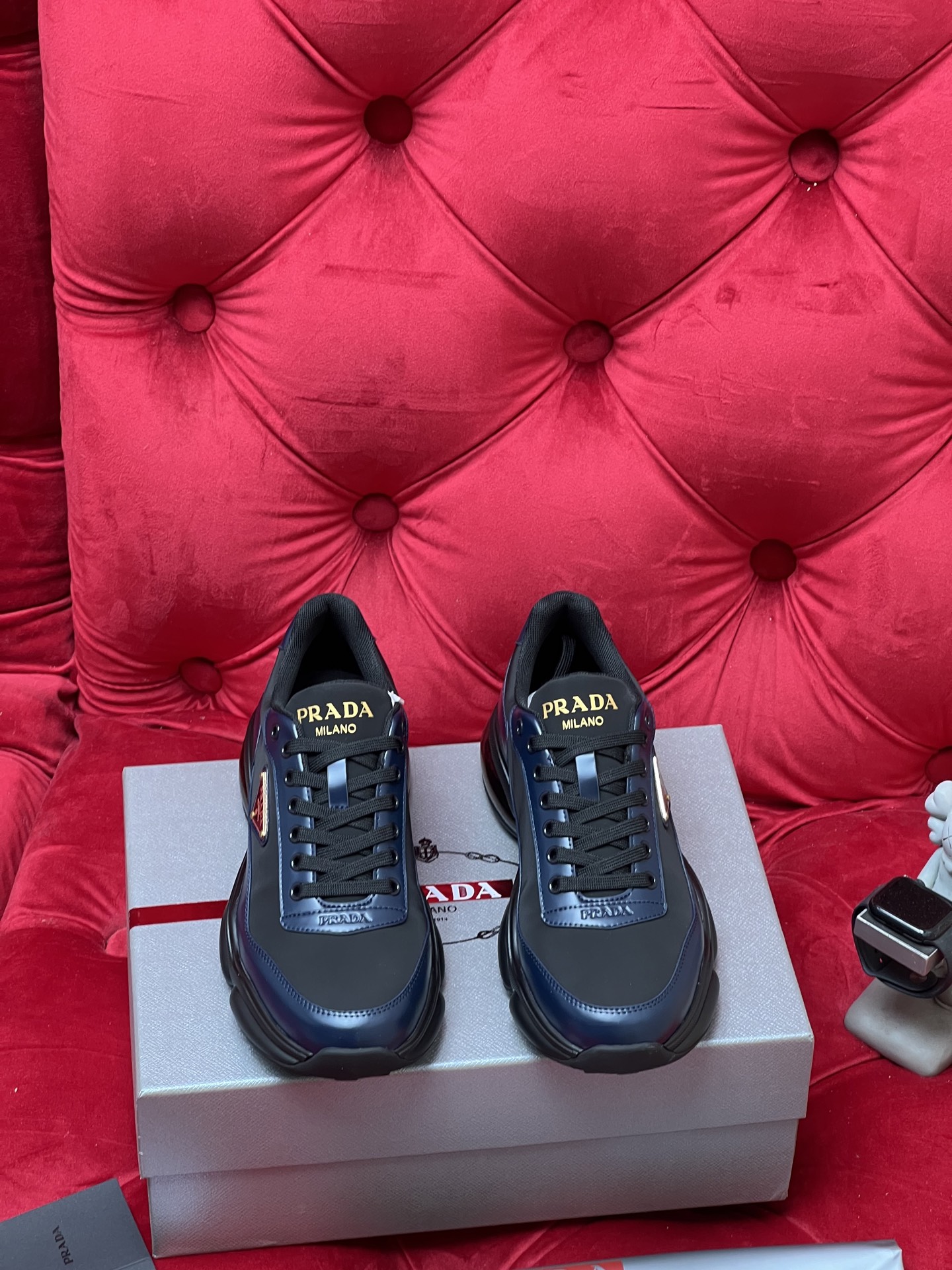 Pra letther sneakers