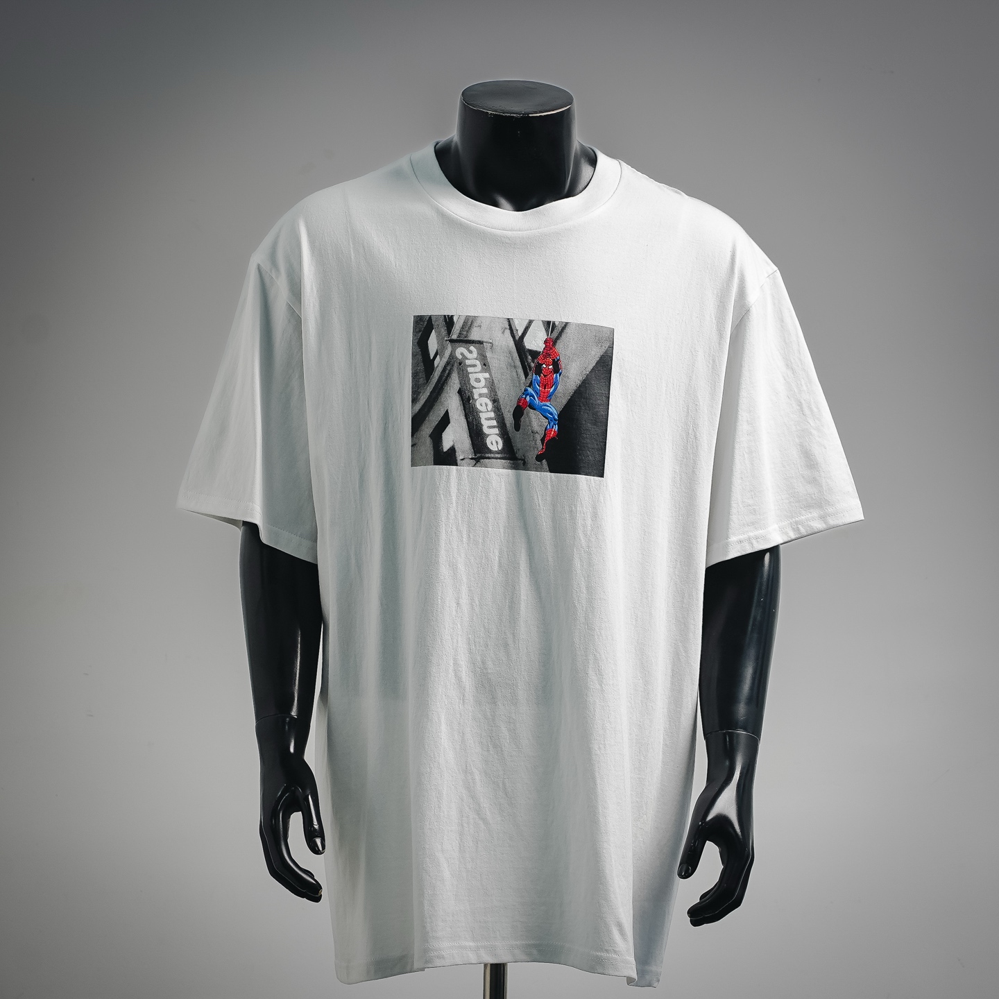 Supre print t-shirt