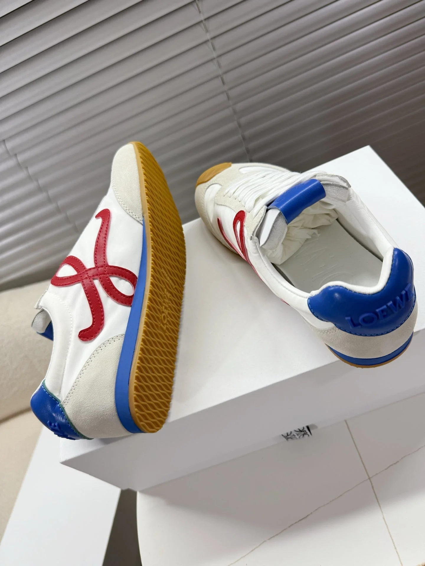 Loe 25fw all-match shoe