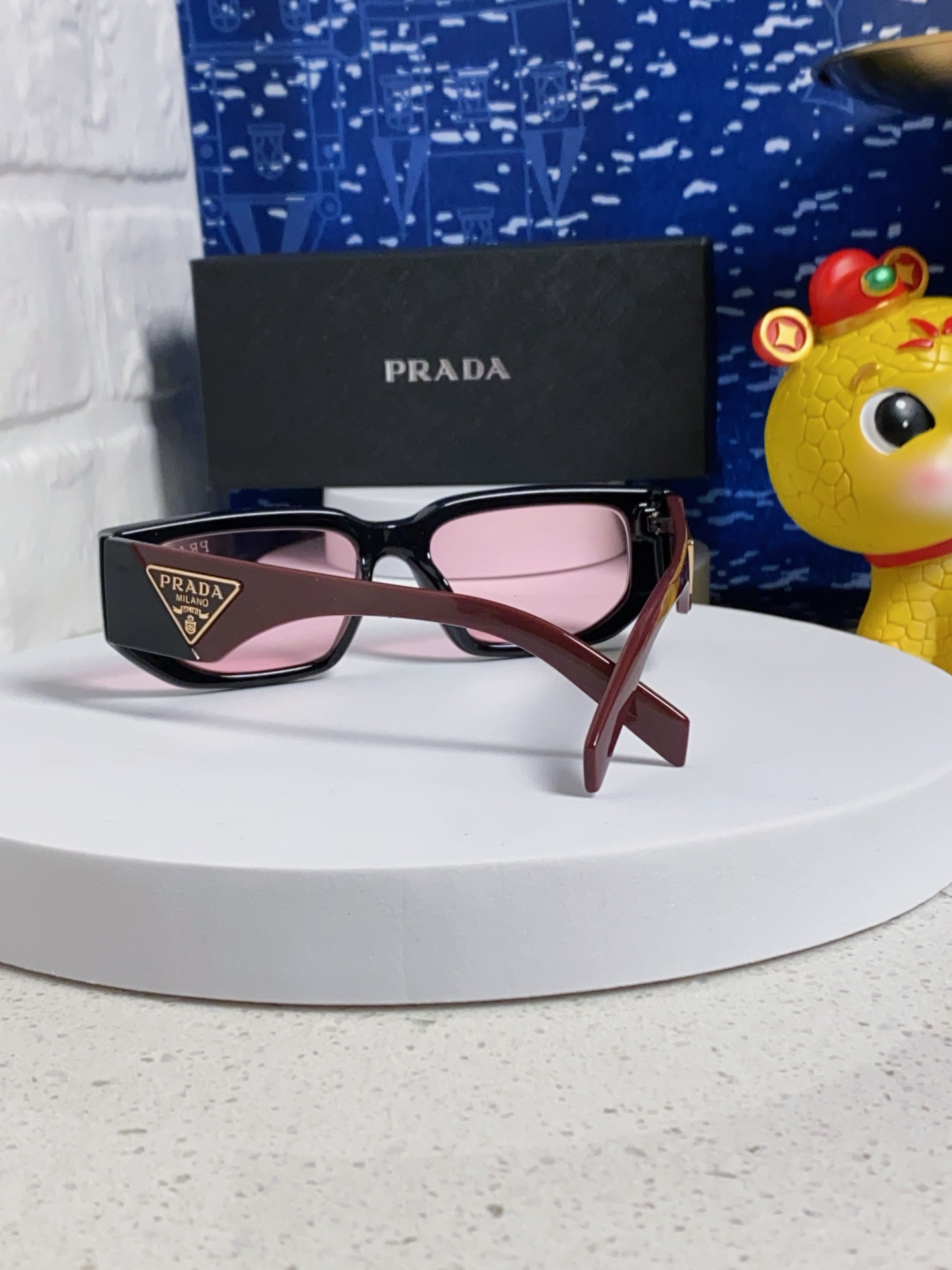 Pra sunglasses